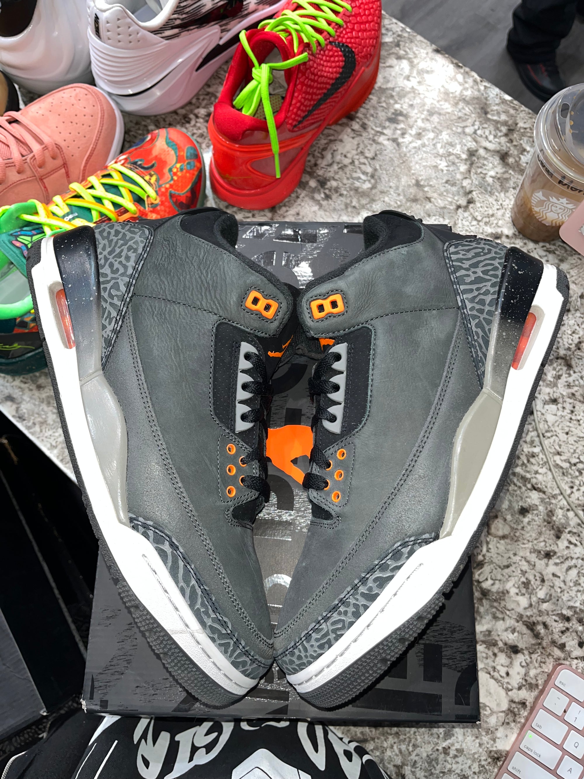 Jordan 3 Retro Fear Pack (2023)