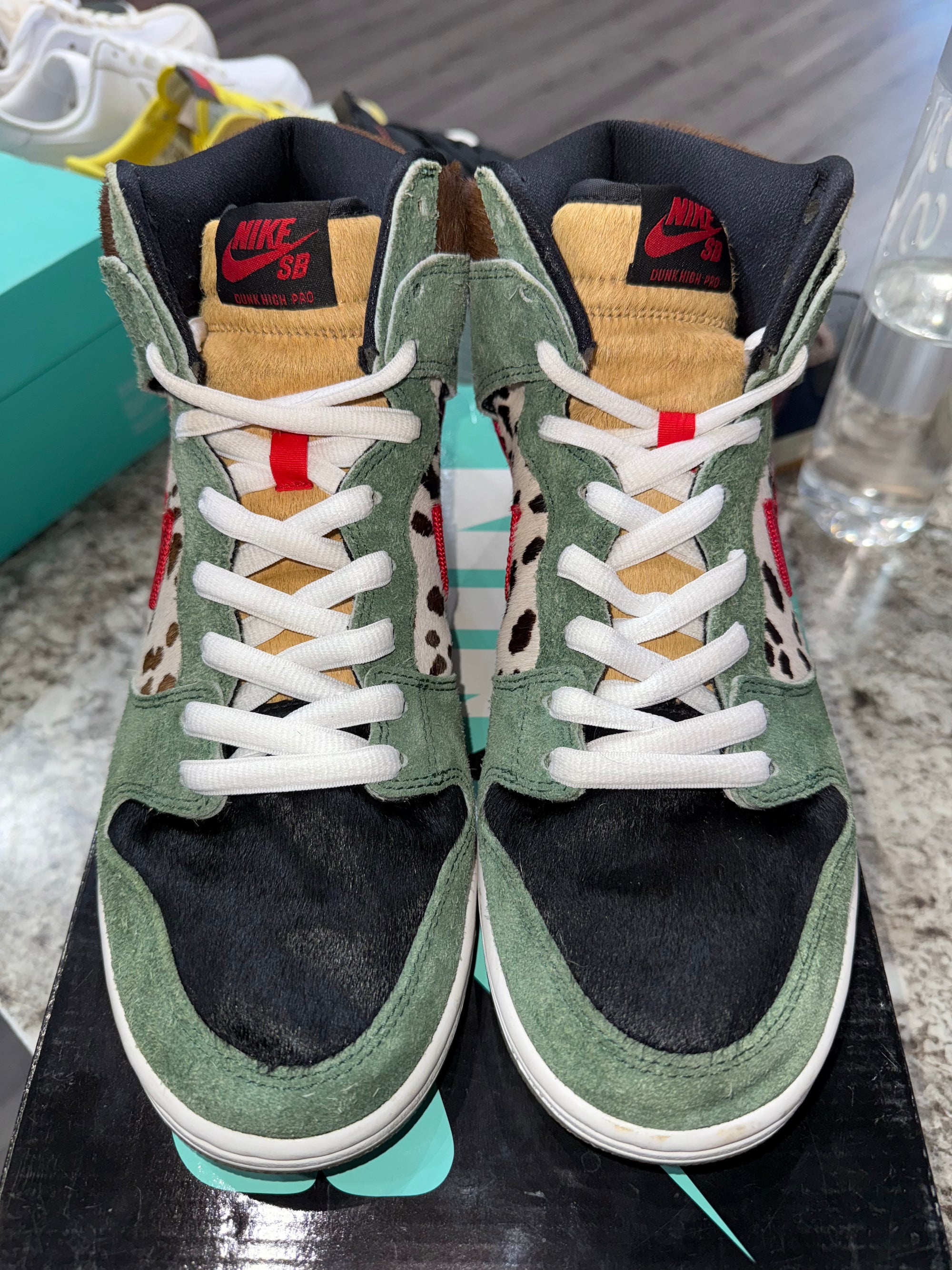 Nike SB Dunk High Dog Walker