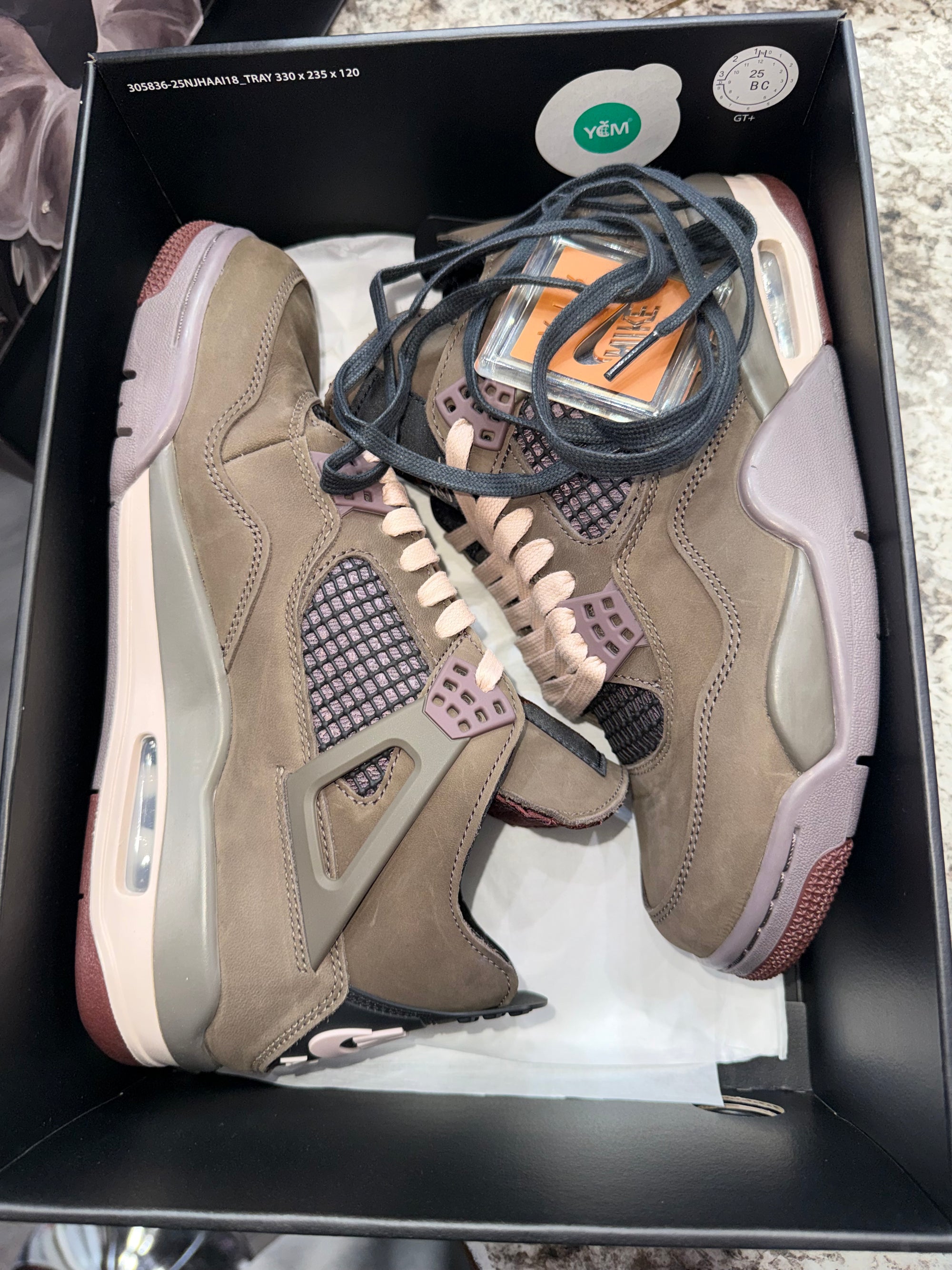 Jordan 4 Retro SP A Ma Maniére Dark Mocha
