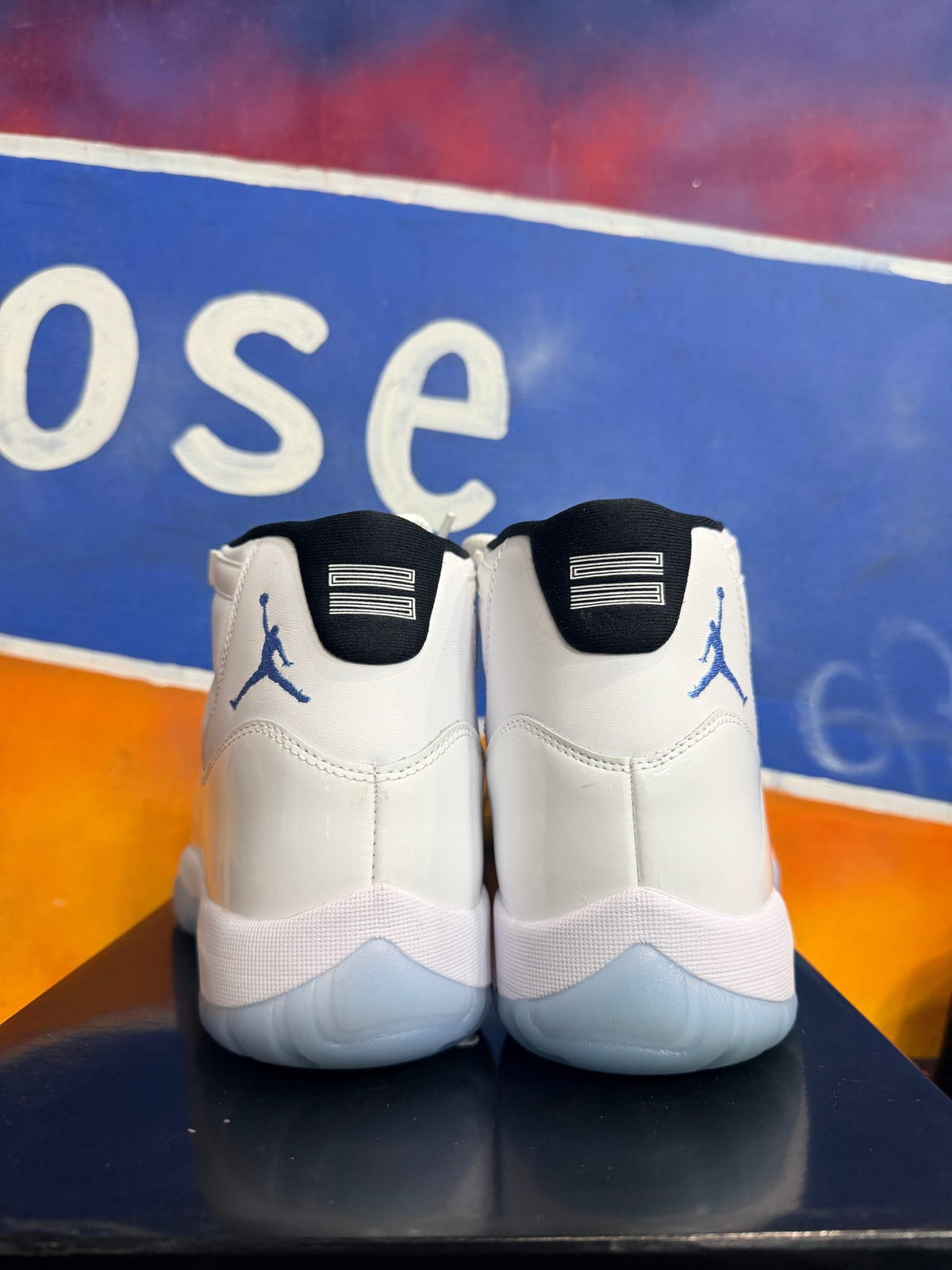 Jordan 11 Retro Legend Blue (2024)