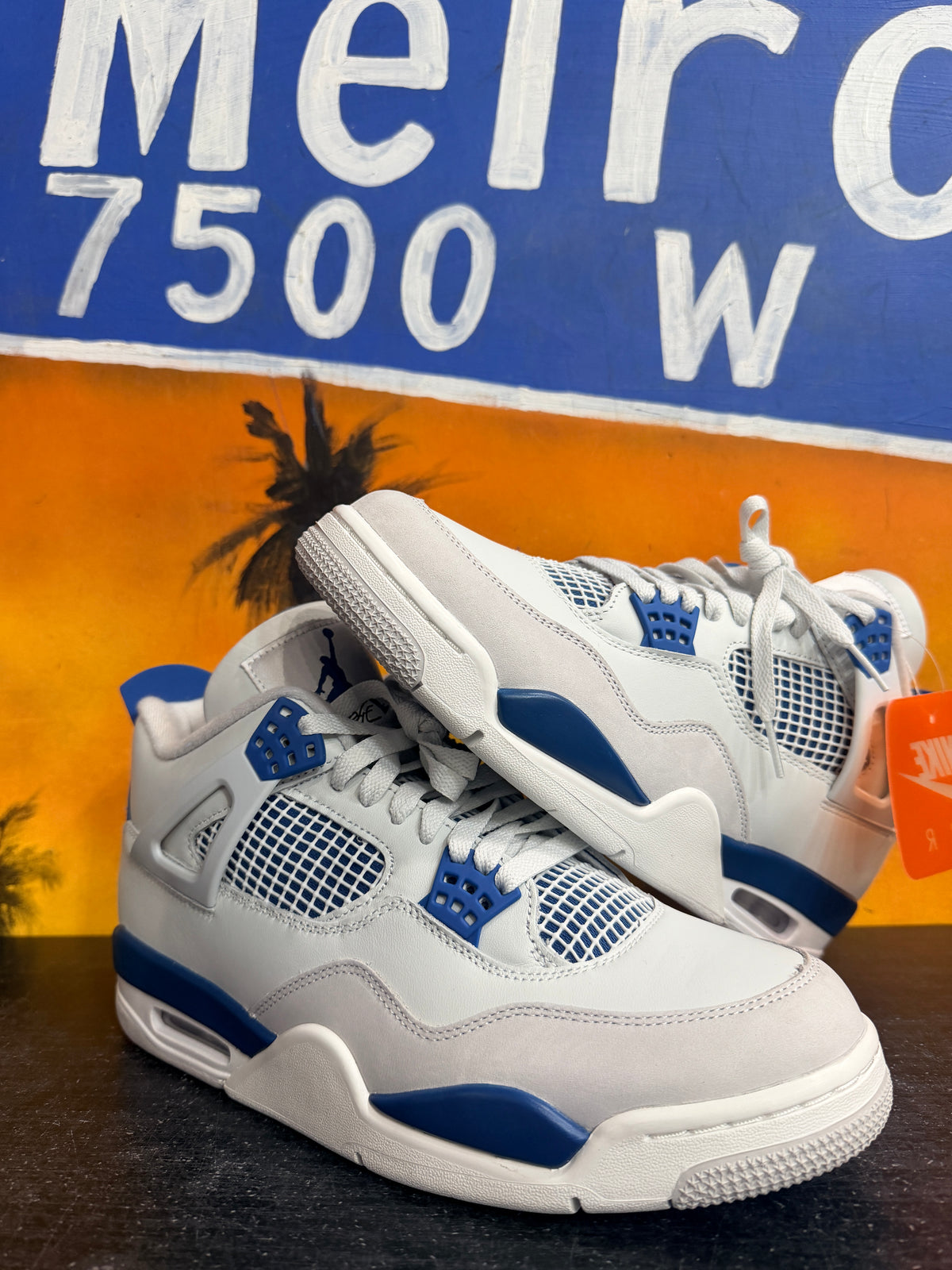 Jordan 4 Retro Military Blue (2024)