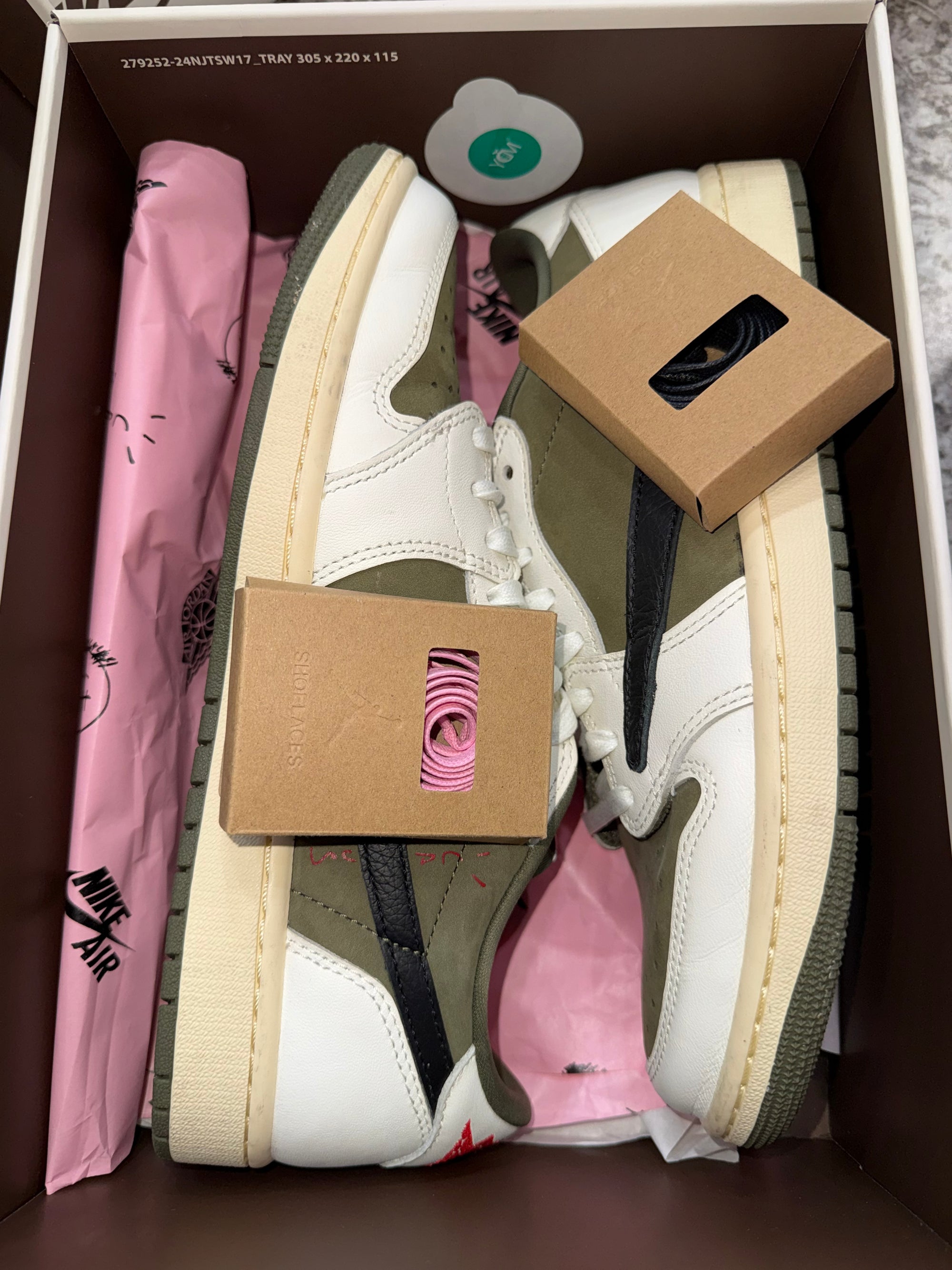 Jordan 1 Retro Low OG SP Travis Scott Medium Olive