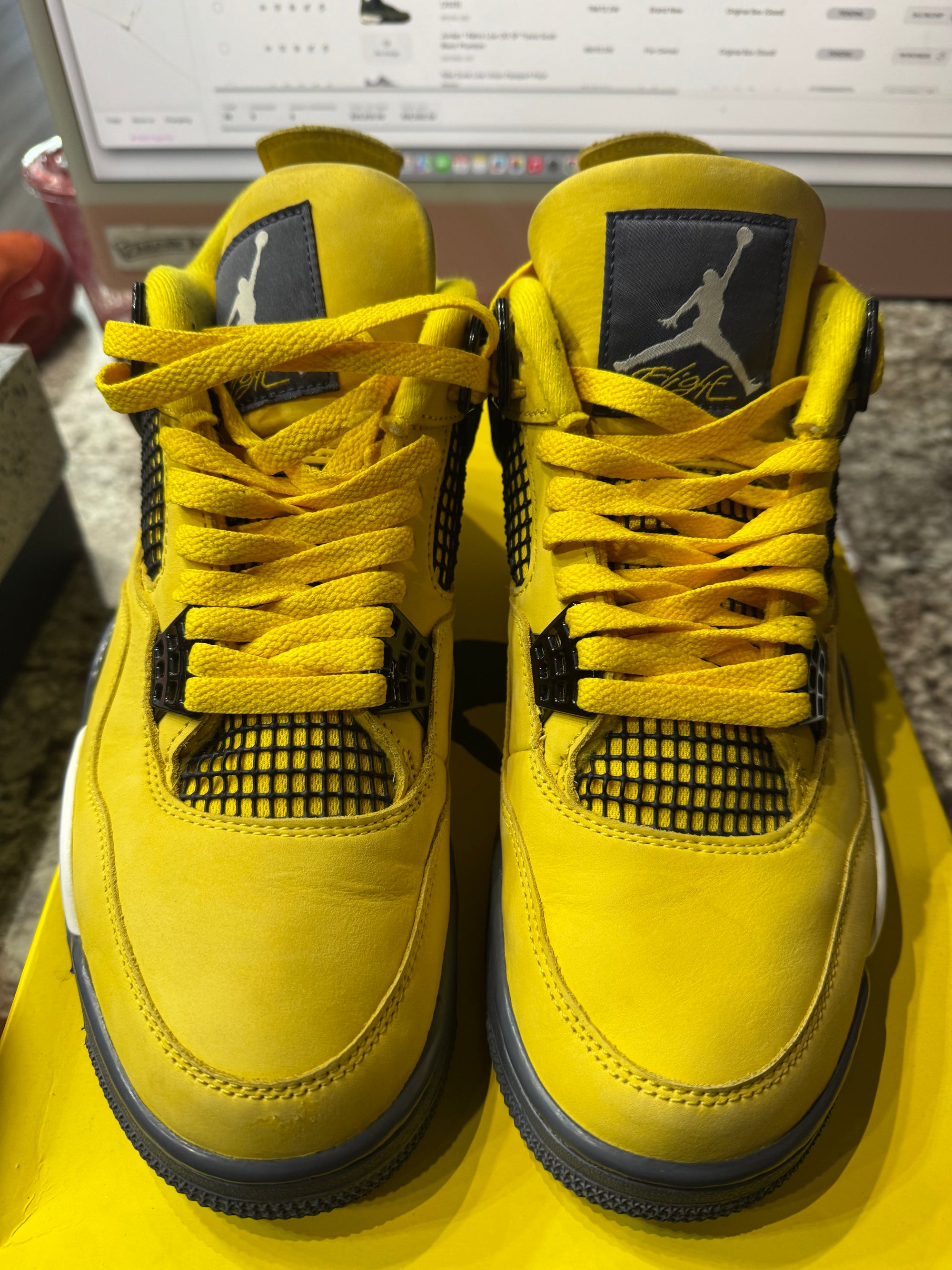 Jordan 4 Retro Lightning (2021)