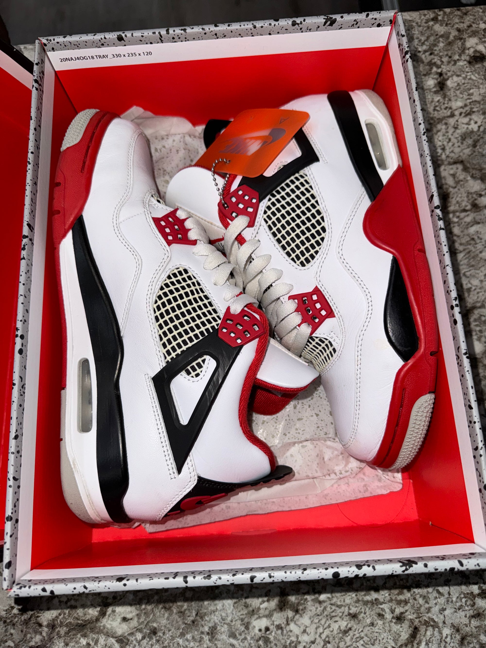 Jordan 4 Retro Fire Red (2020)
