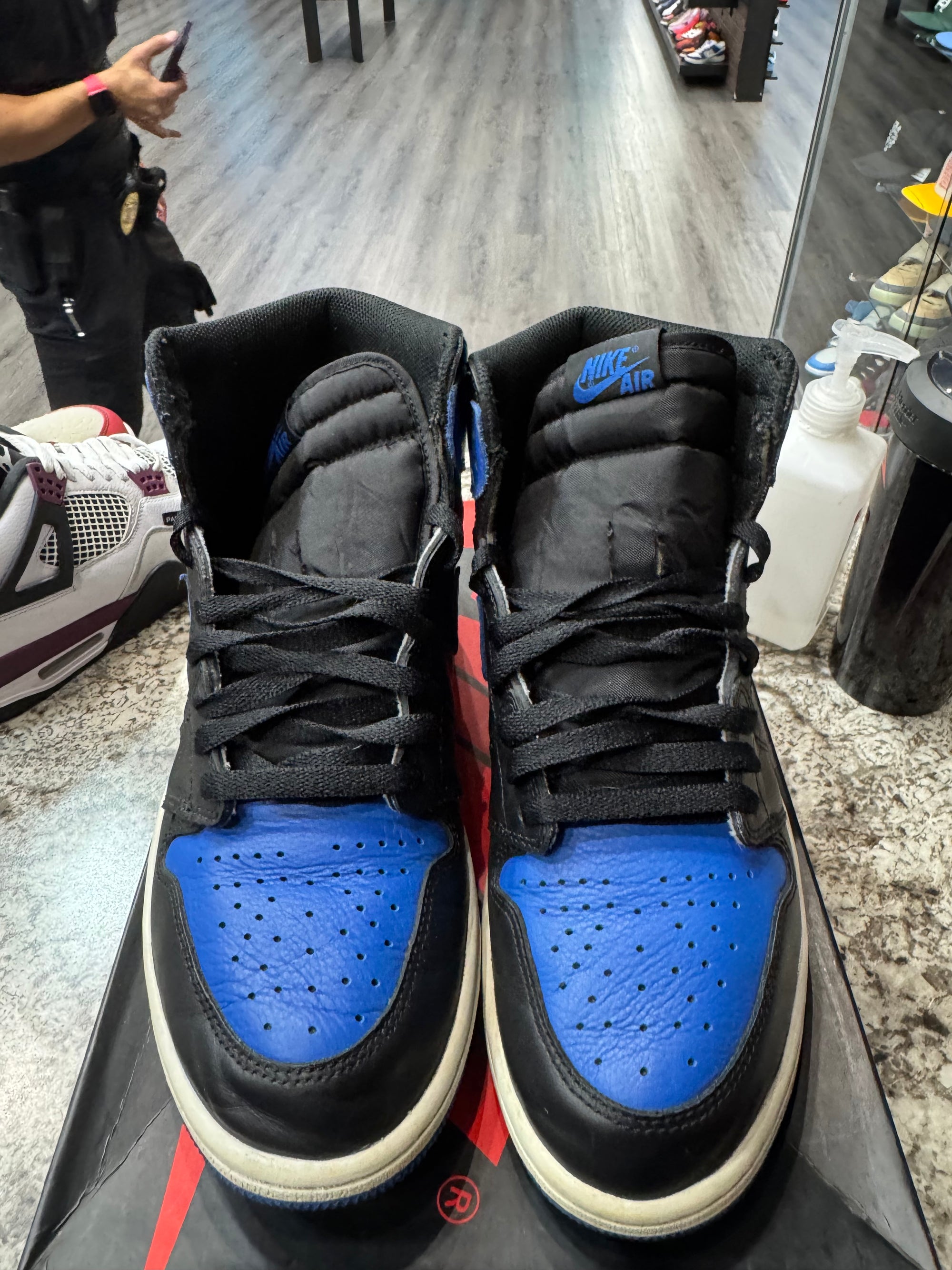 Jordan 1 Retro Royal (2017) (Damaged Box)