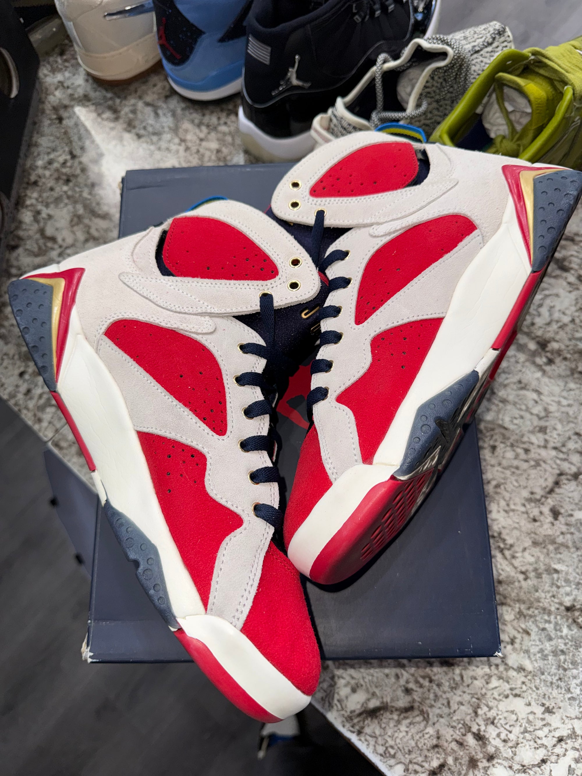 Jordan 7 Retro  Trophy Room New Sheriff in Town