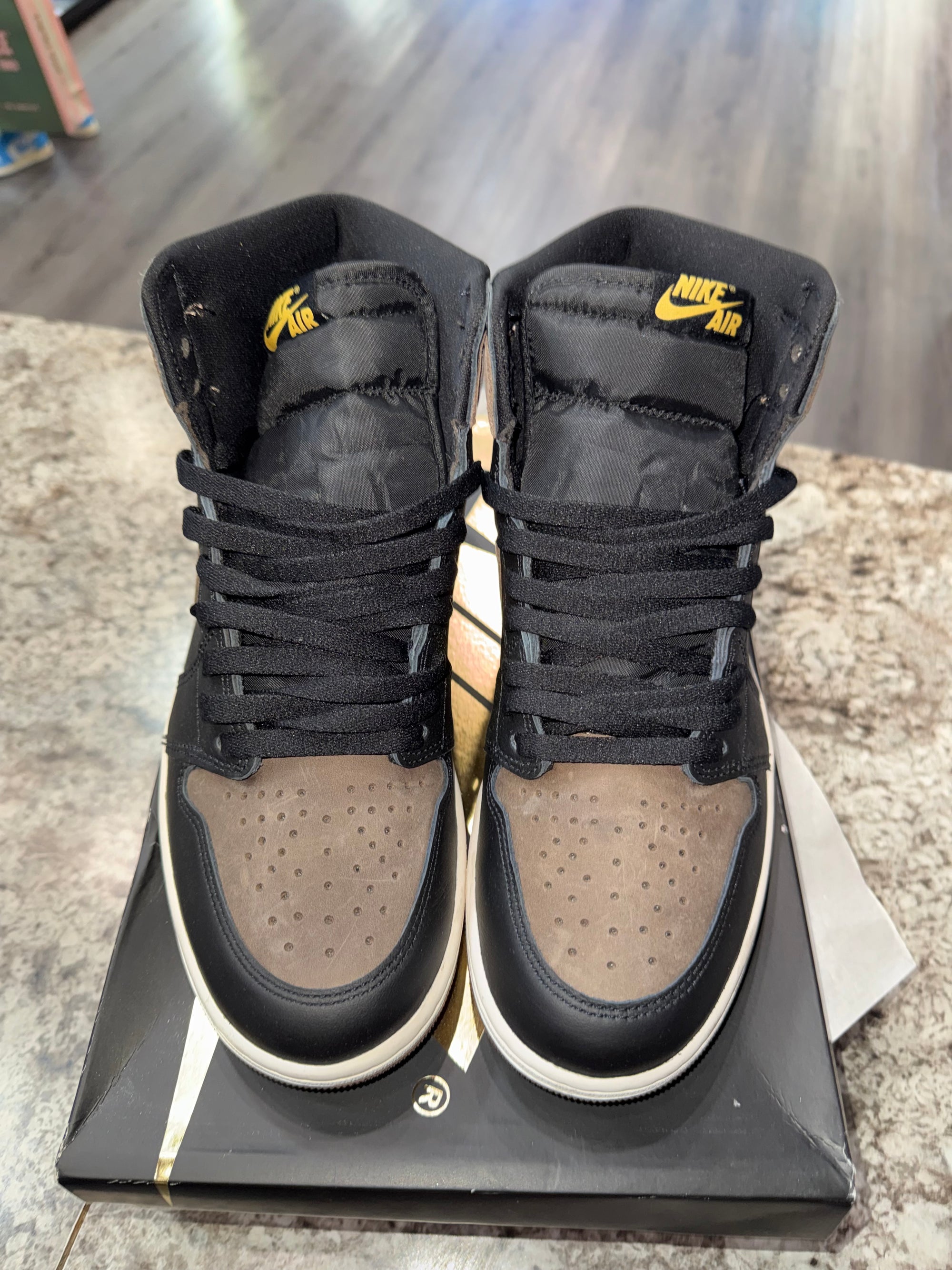Jordan 1 Retro High OG Palomino