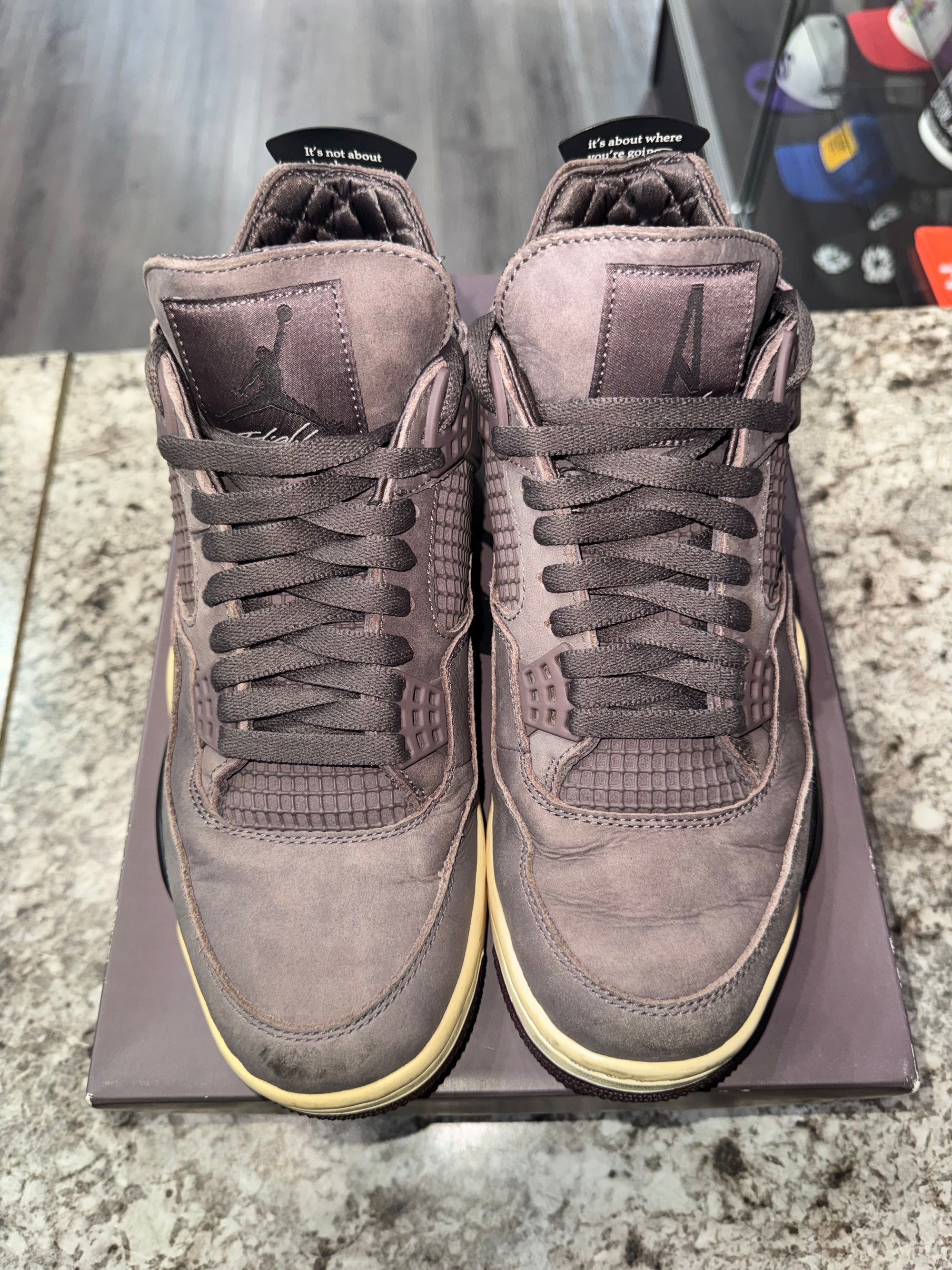 Jordan 4 Retro SP A Ma Maniére Violet Ore