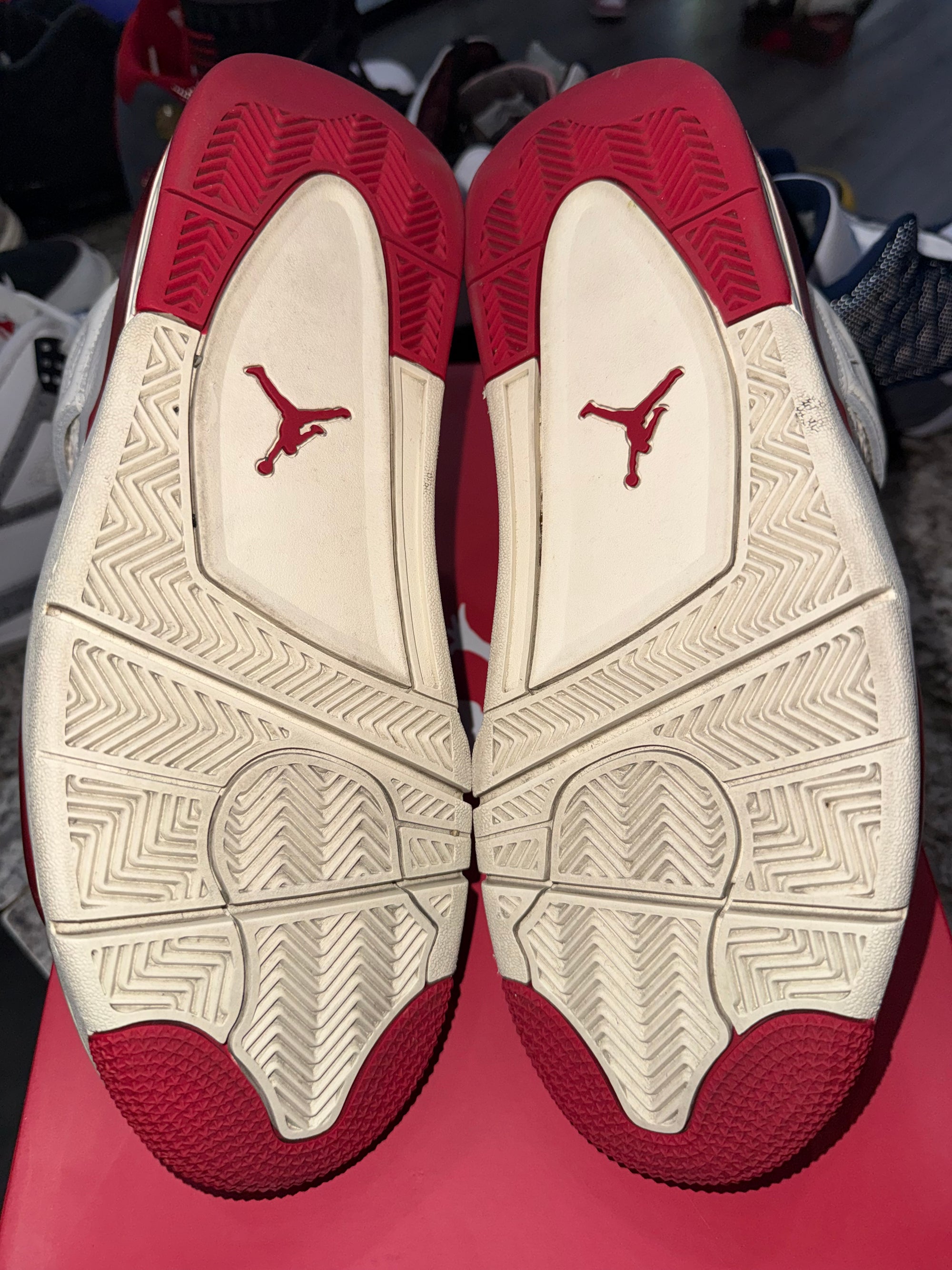 Jordan 4 Retro Valentine's Day Sierra Red (Women's)
