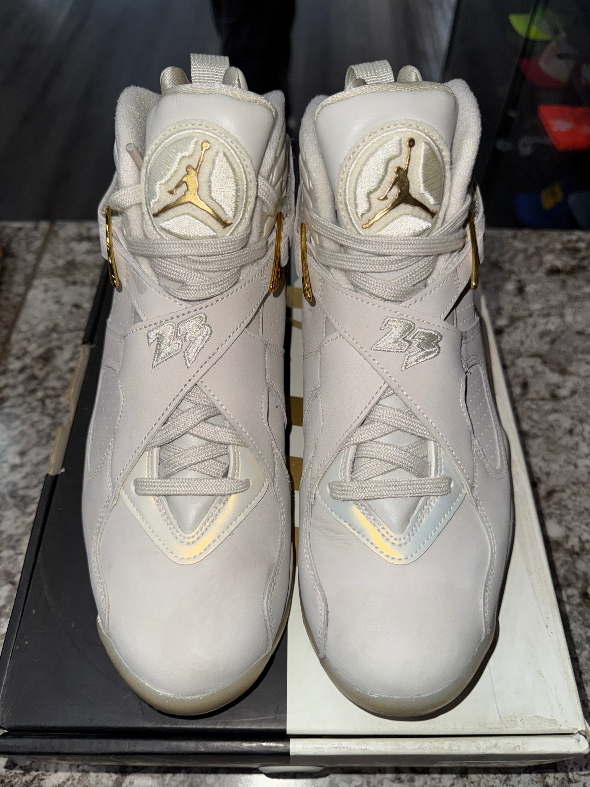 Jordan 8 Retro Champagne