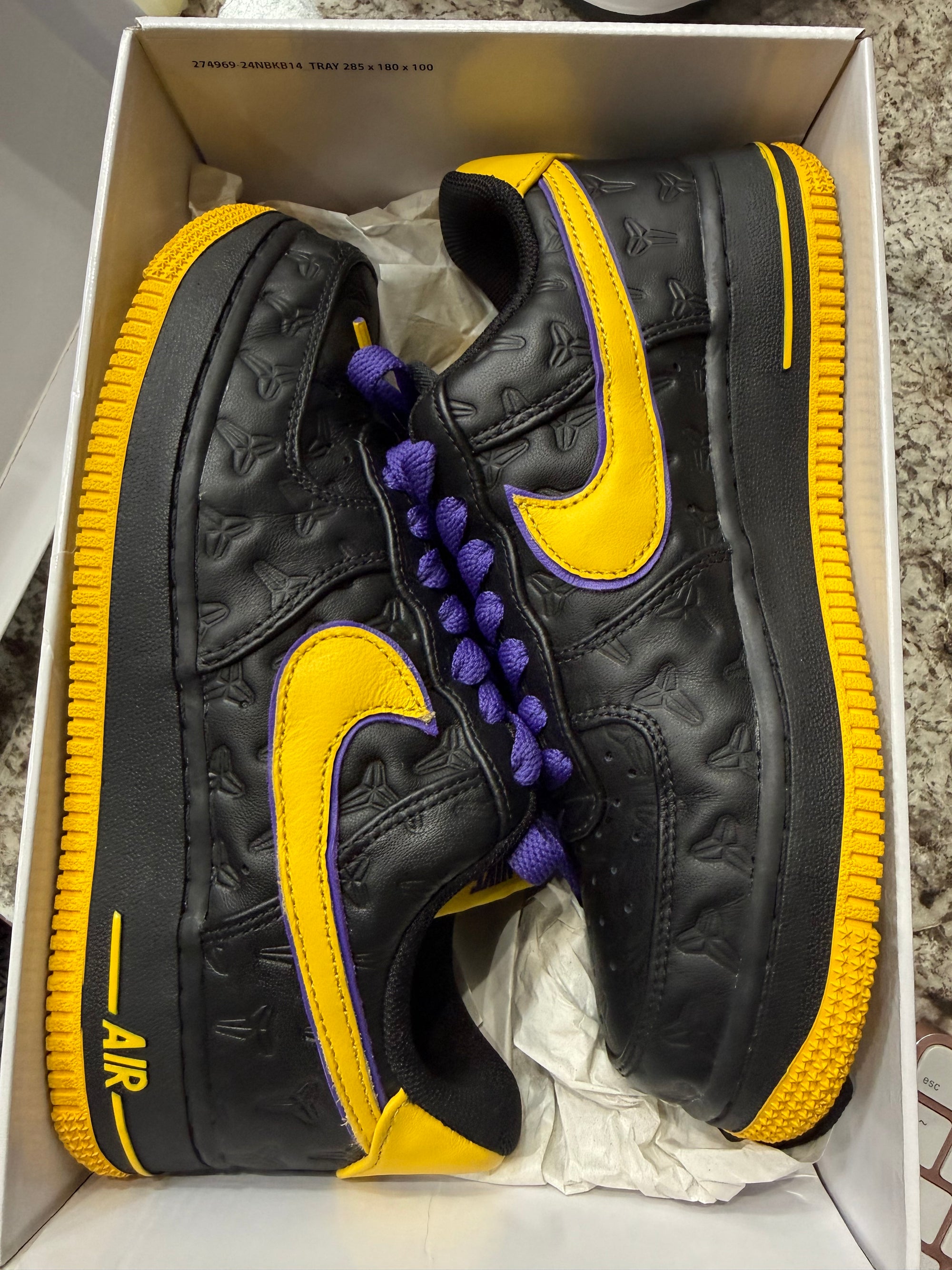 Nike Air Force 1 Low Kobe Bryant Lakers Away (Numbered Edition of 8000)