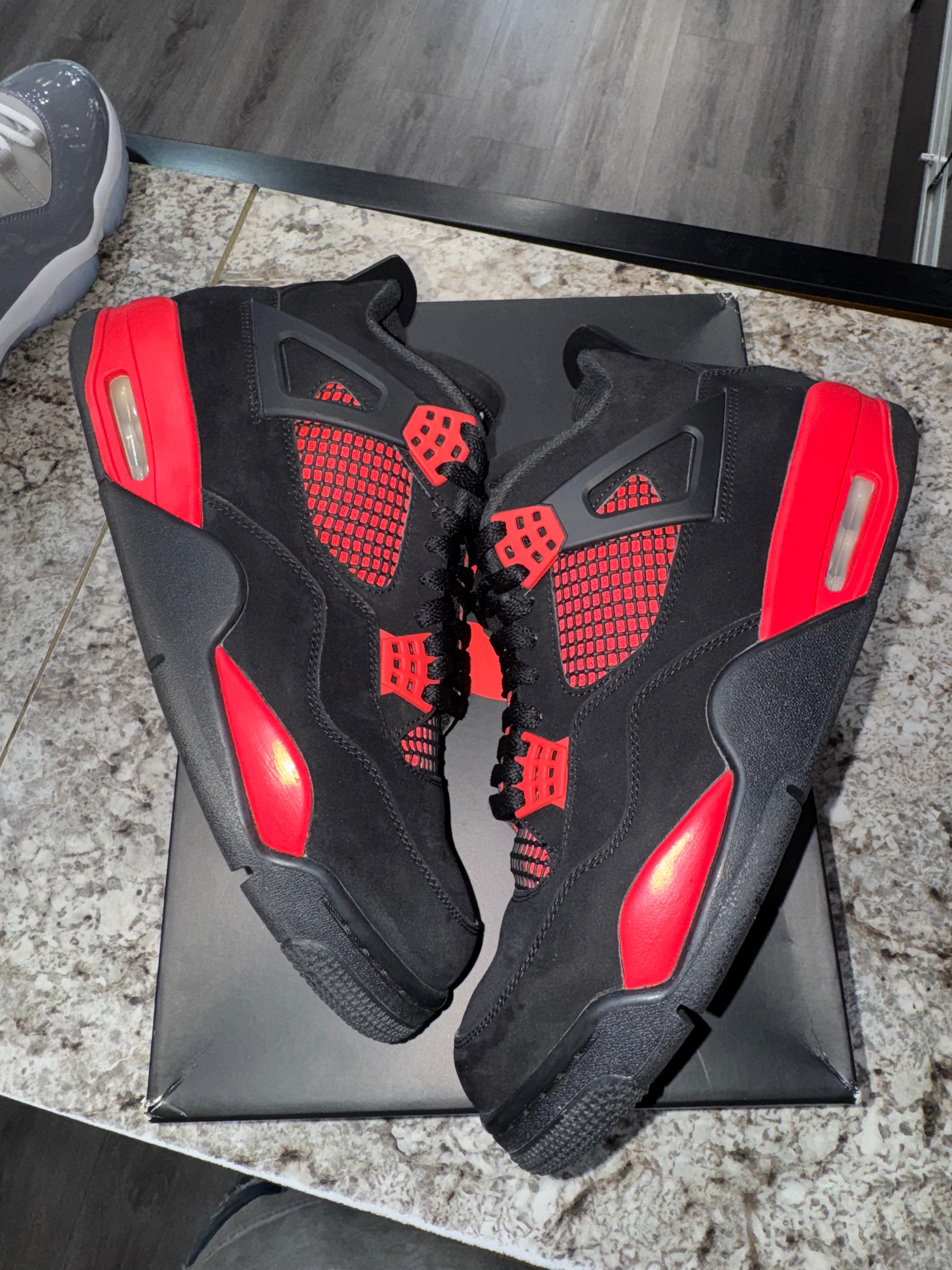 Jordan 4 Retro Red Thunder