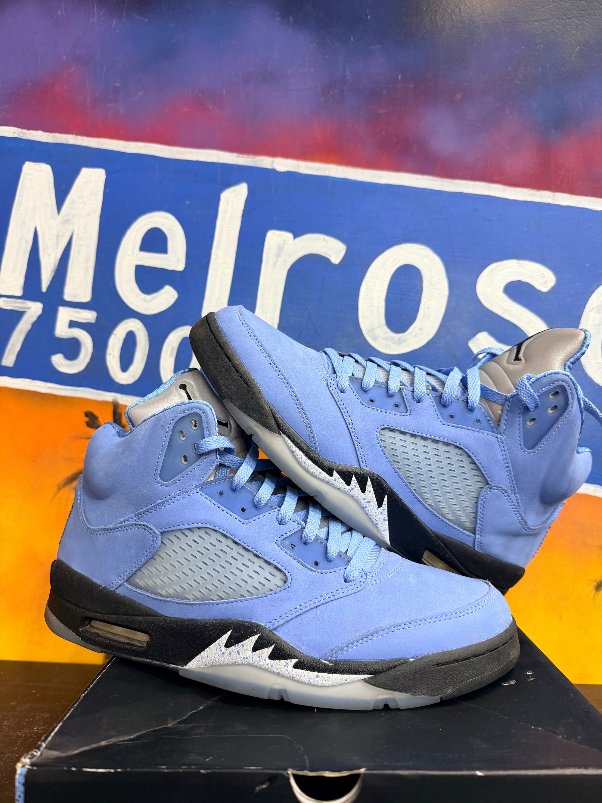 Jordan 5 Retro UNC University Blue