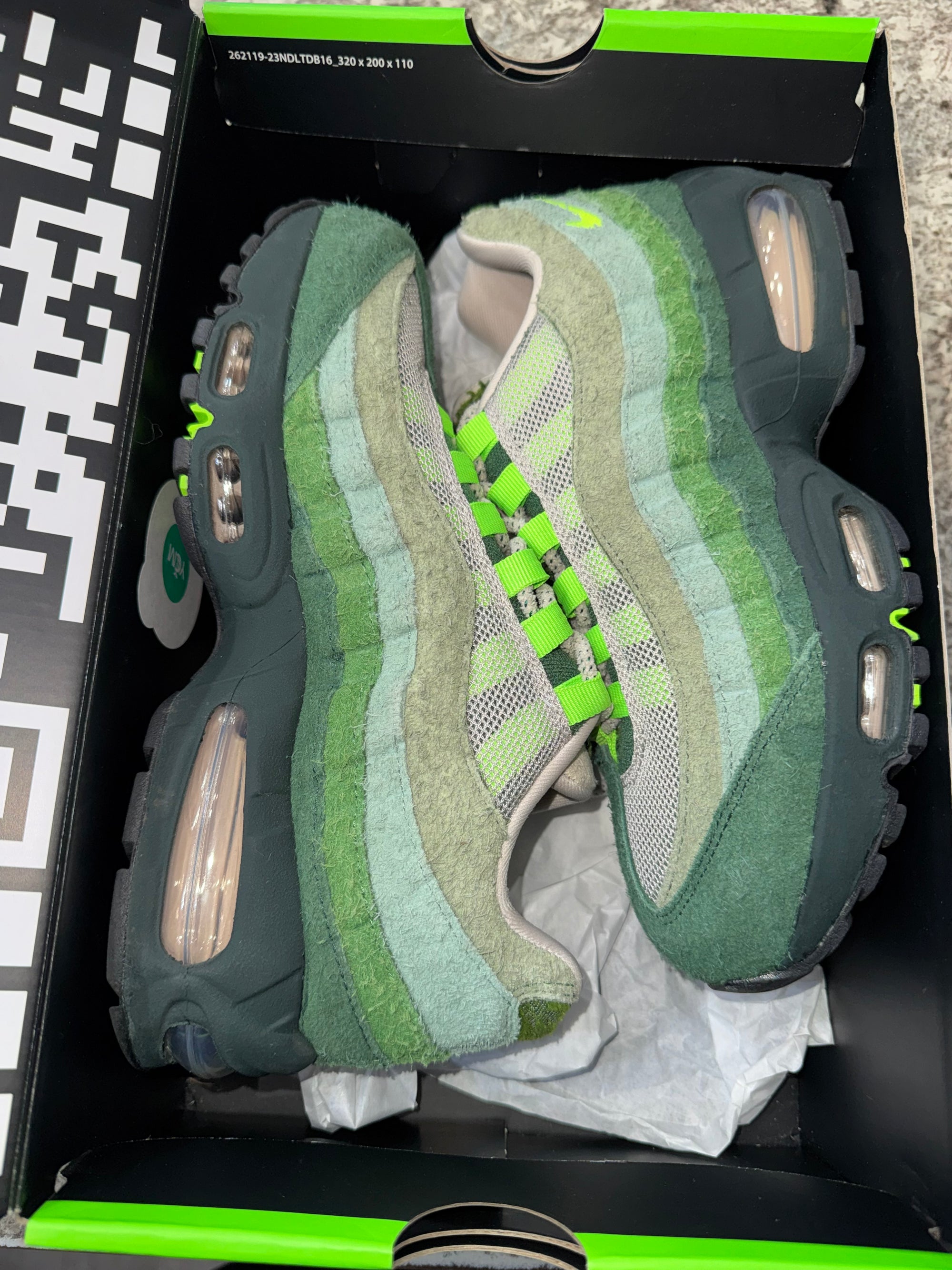 Nike Air Max 95 Big Bubble Ducks of a Feather Oregon Ducks The Woods
