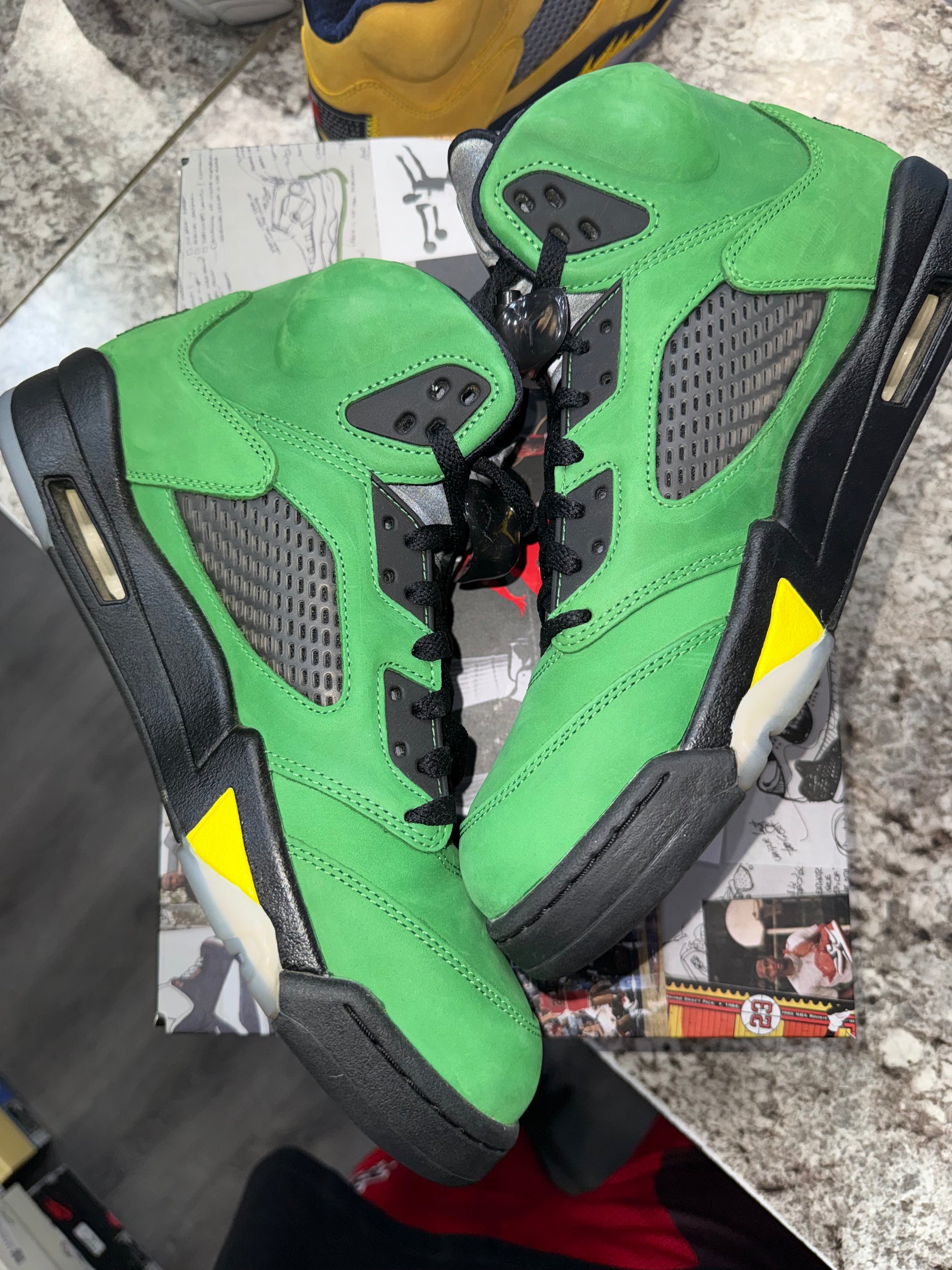 Jordan 5 Retro SE Oregon