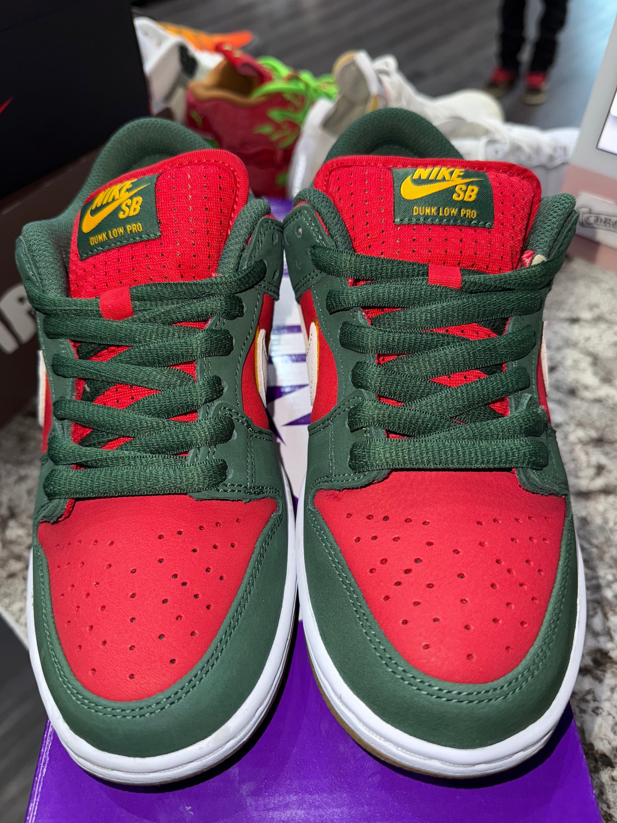 Nike SB Dunk Low Pro PRM Seattle Supersonics