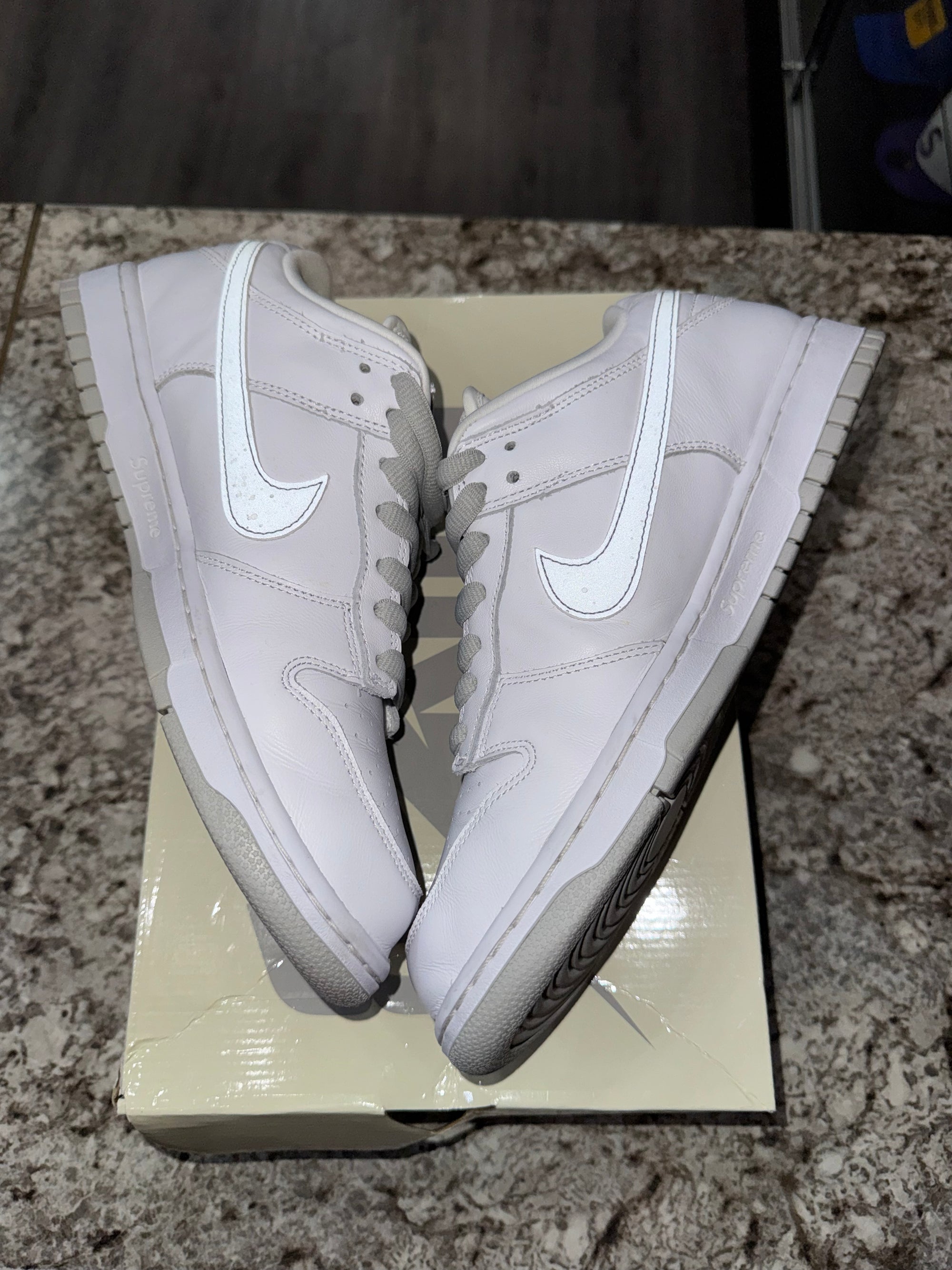 Nike SB Dunk Low Supreme 94 White Metallic Silver