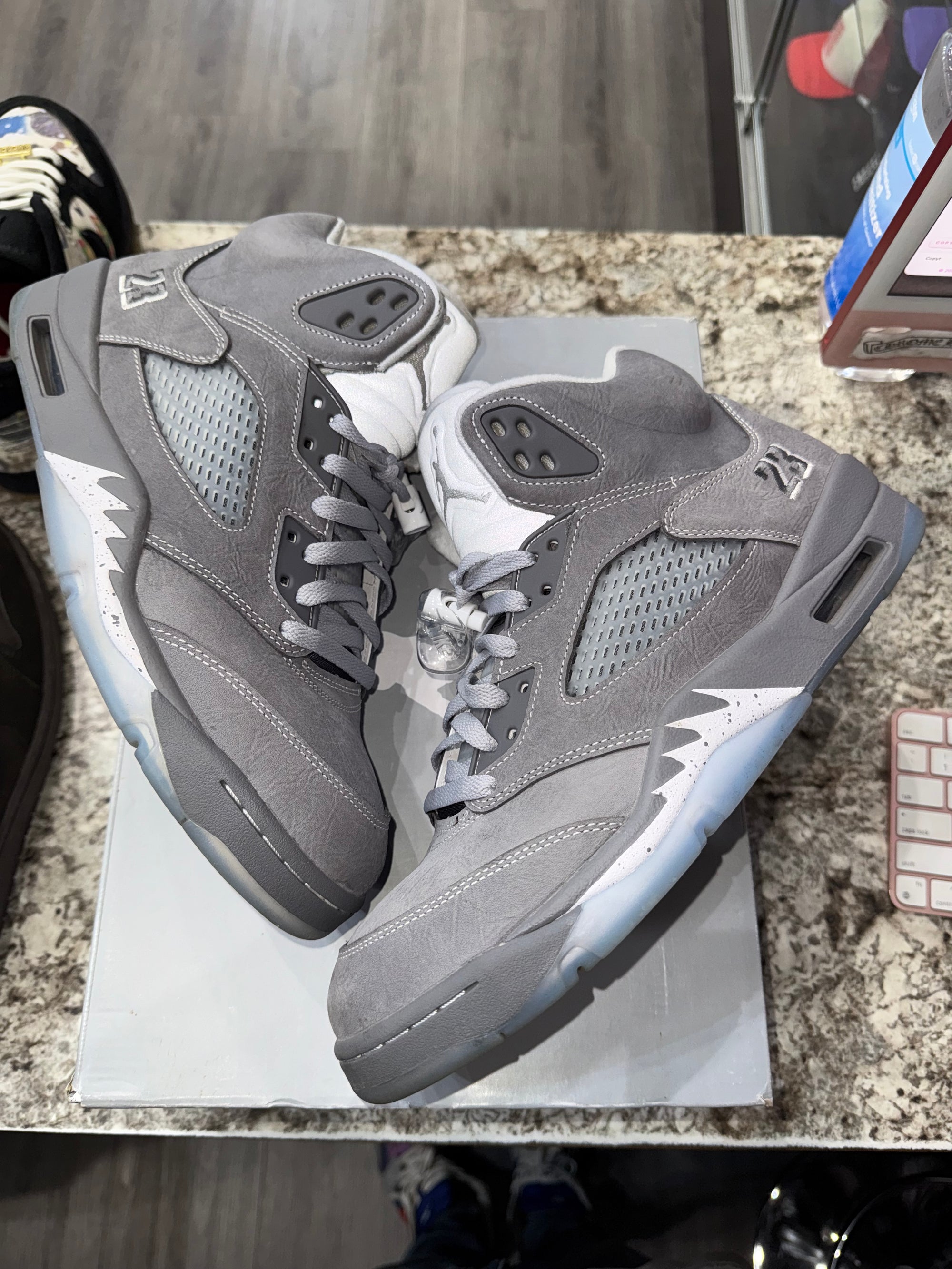 Jordan 5 Retro Wolf Grey (2026)