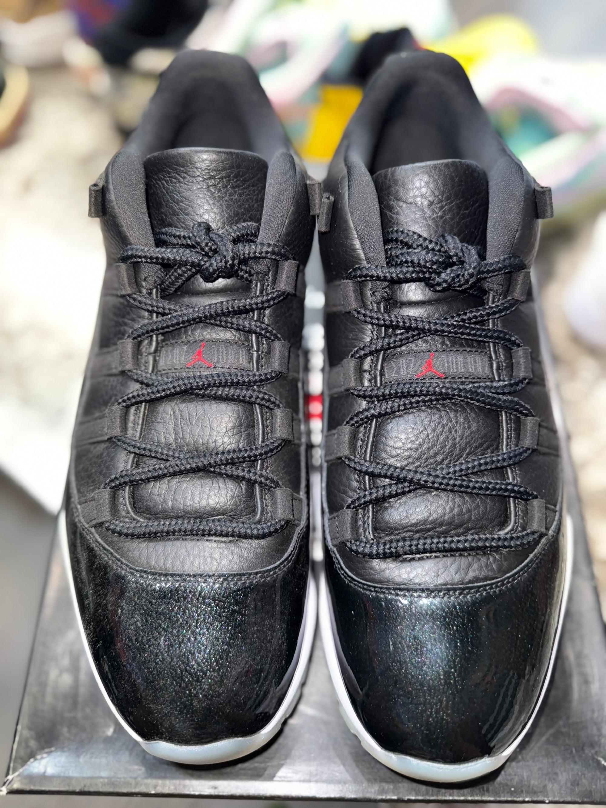 Jordan 11 Retro Low 72-10