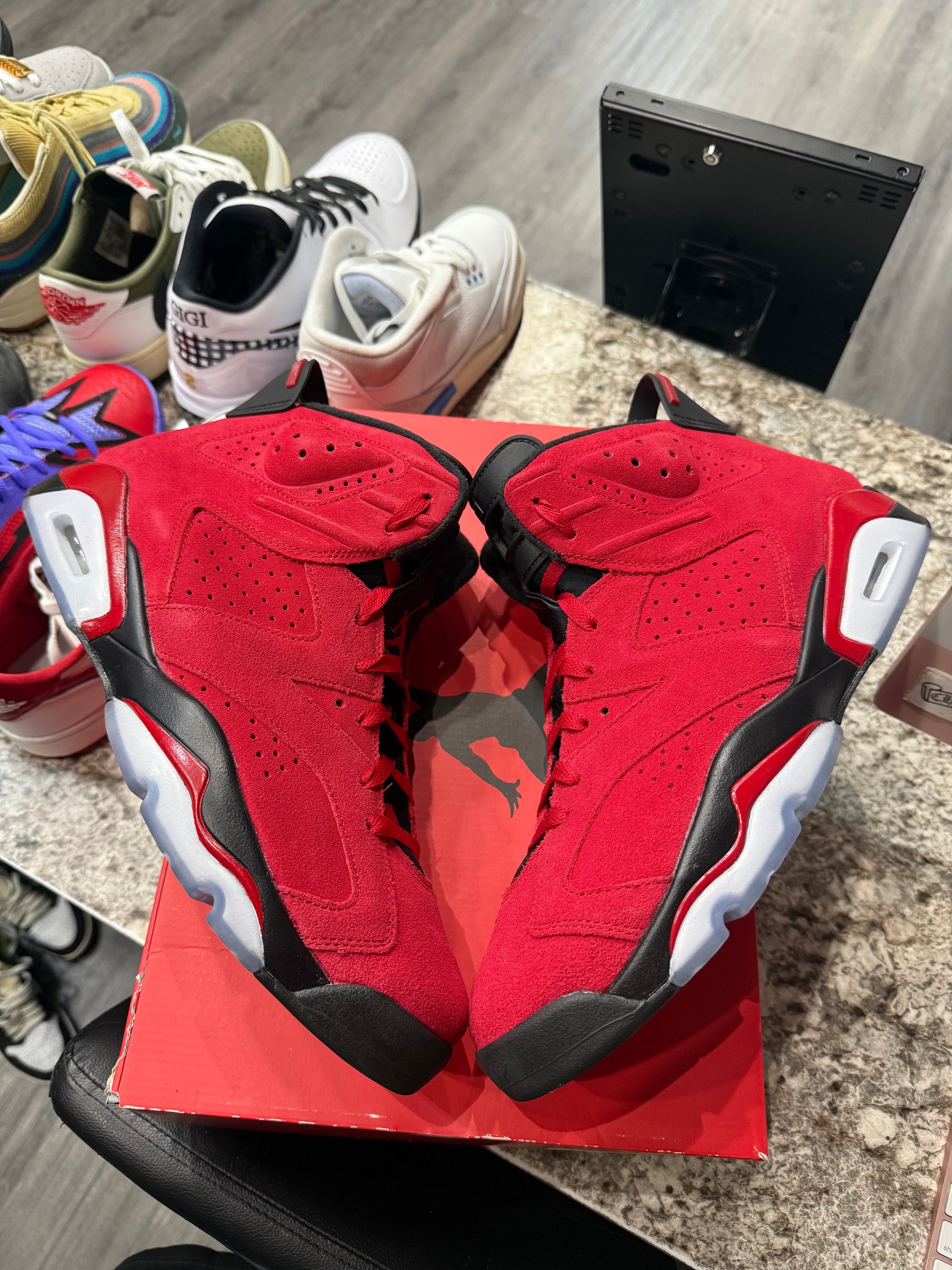 Jordan 6 Retro Toro Bravo