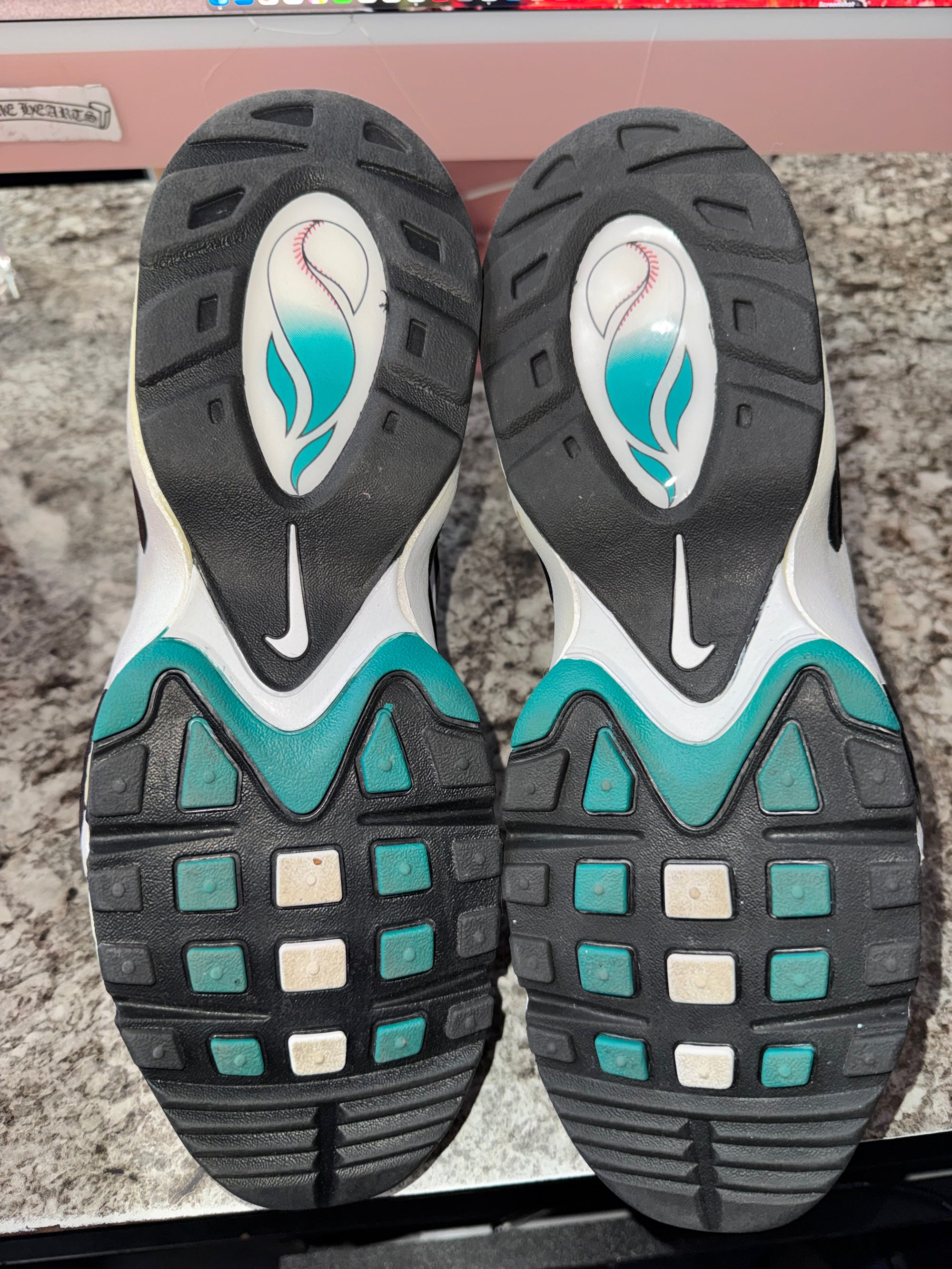 Nike Air Griffey Max 1 White Freshwater (2021) (DAMAGED BOX)
