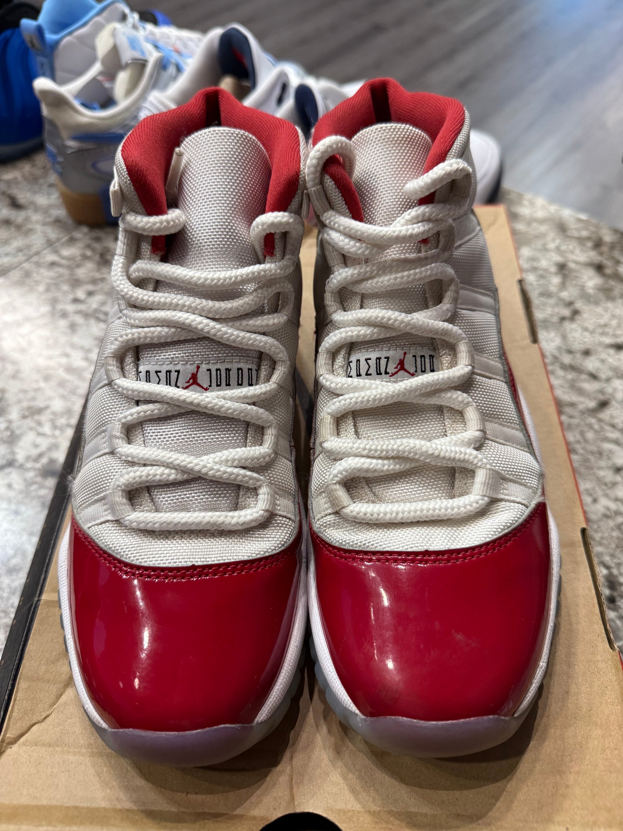 Jordan 11 Retro Cherry (2022) (GS)