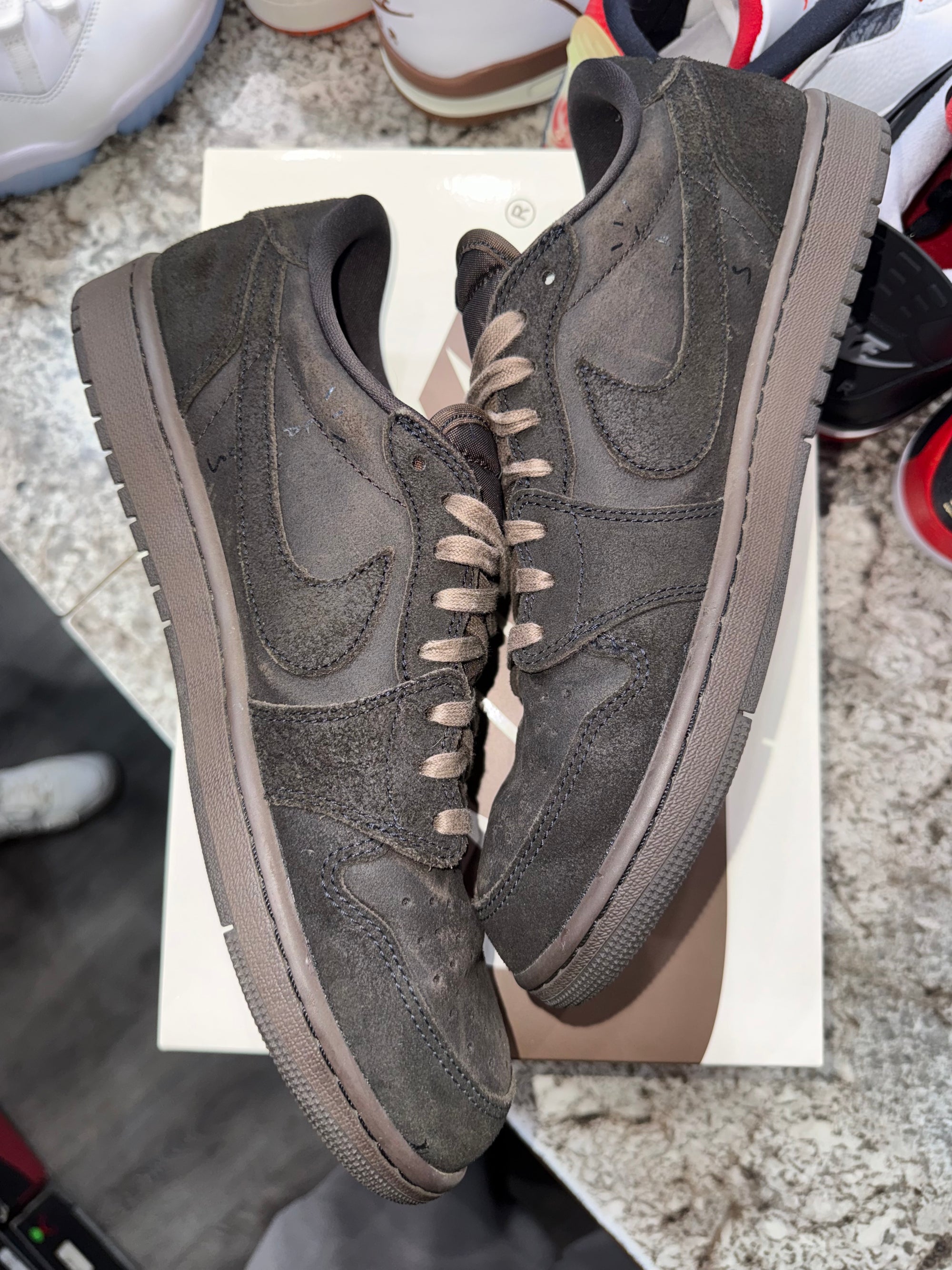Jordan 1 Retro Low OG SP Travis Scott Velvet Brown