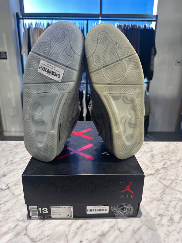 Jordan 4 Retro Kaws