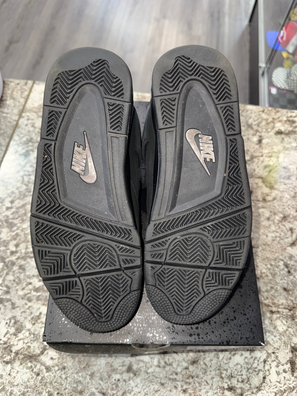 Jordan 4 Retro Black Cat (2025)