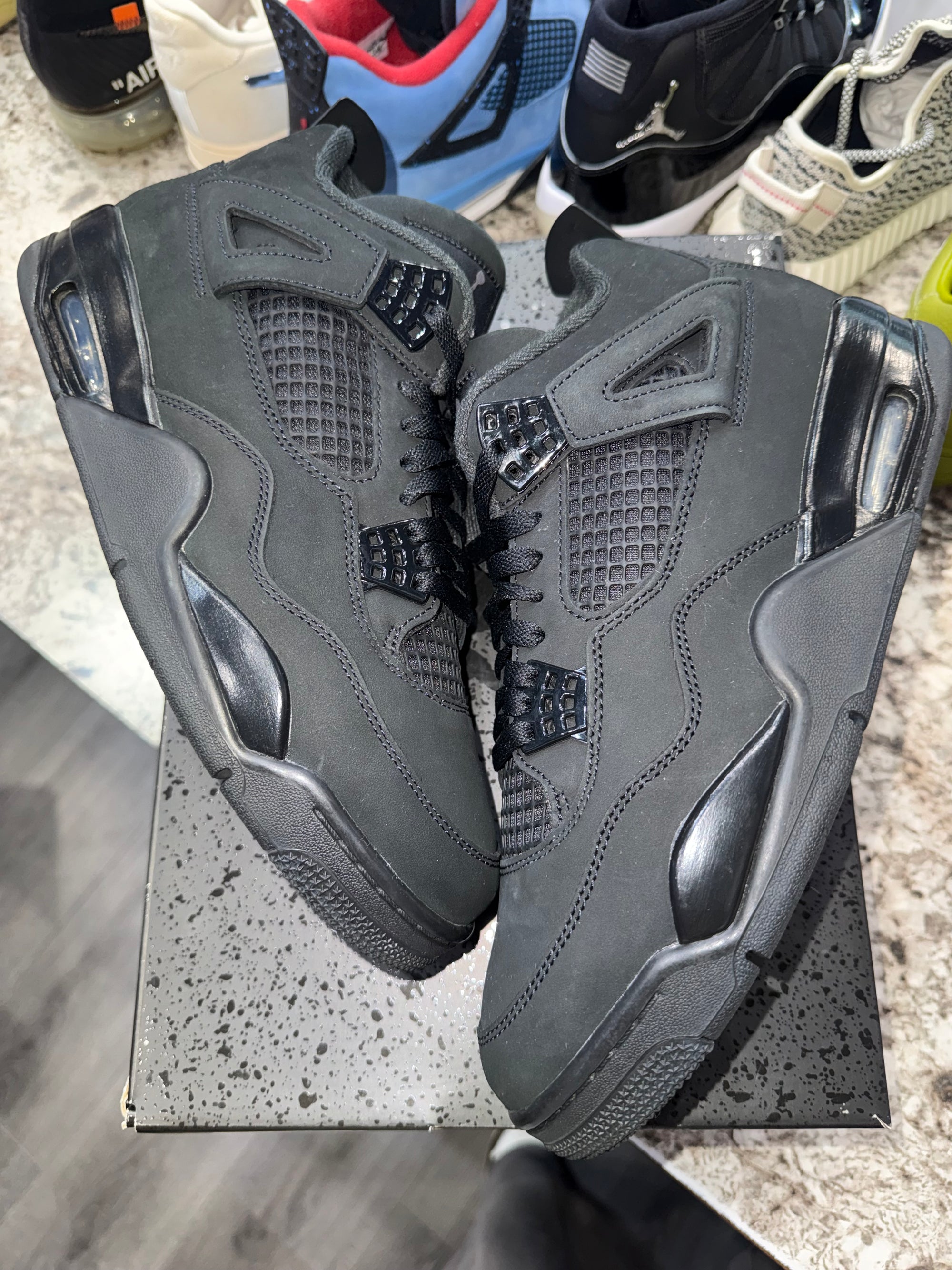 Jordan 4 Retro Black Cat (2025)
