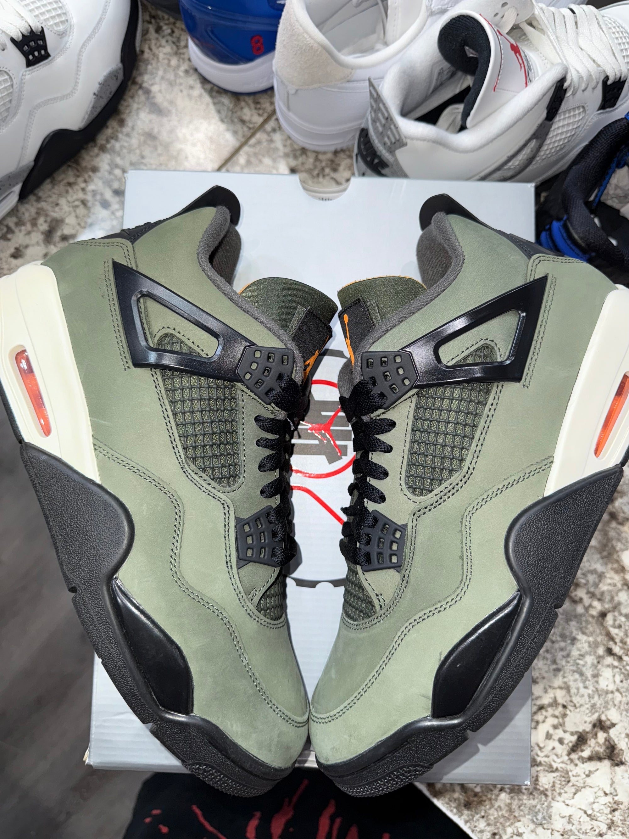 Jordan 4 Retro OG SP Undefeated (2025)