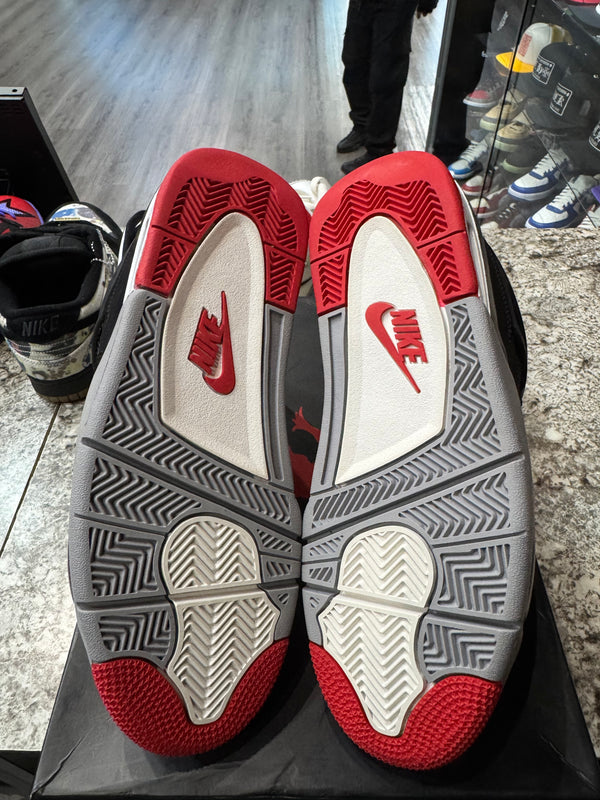 Jordan 4 Retro Bred (2019)