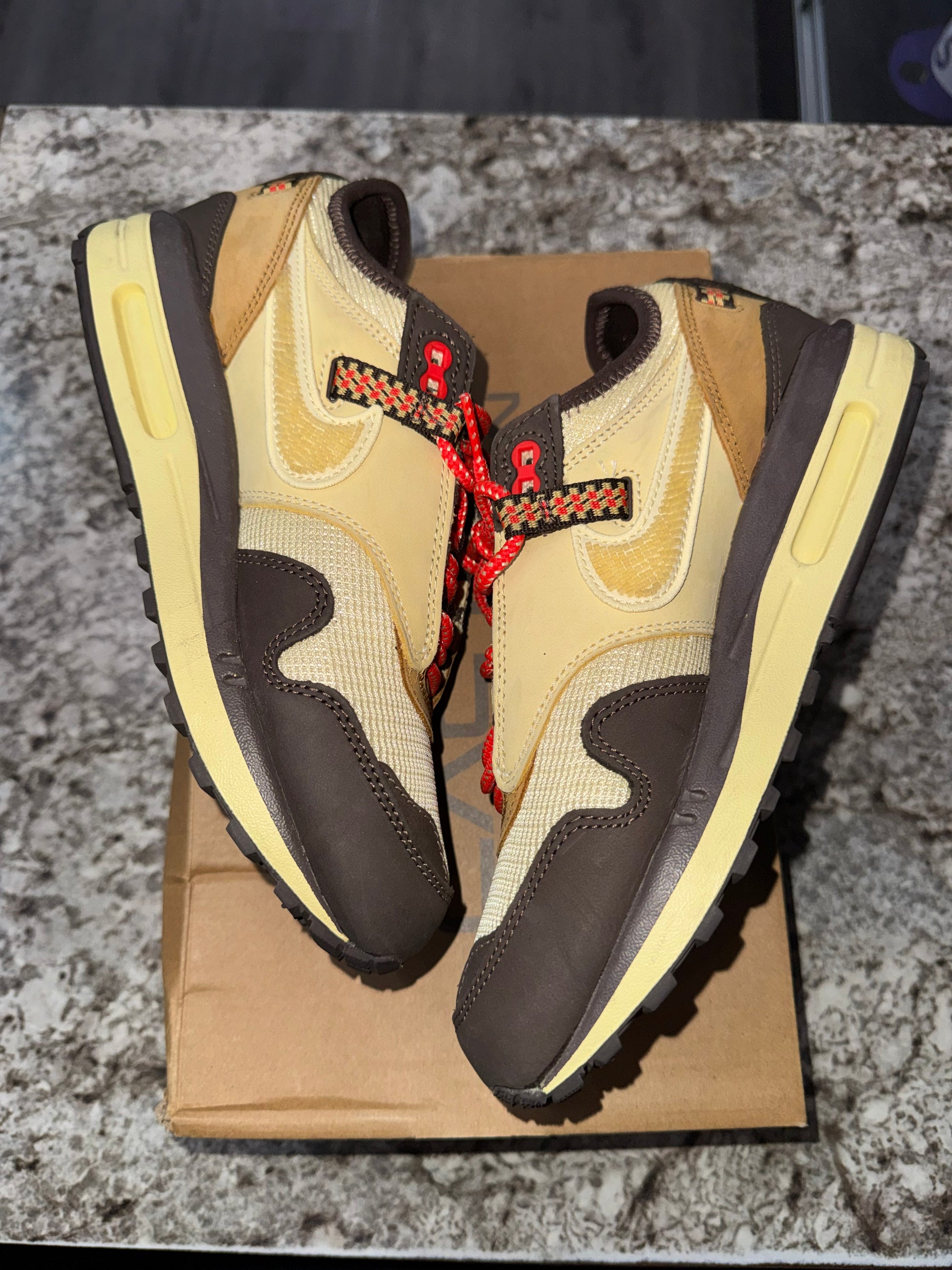 Nike Air Max 1 Travis Scott Cactus Jack Baroque Brown