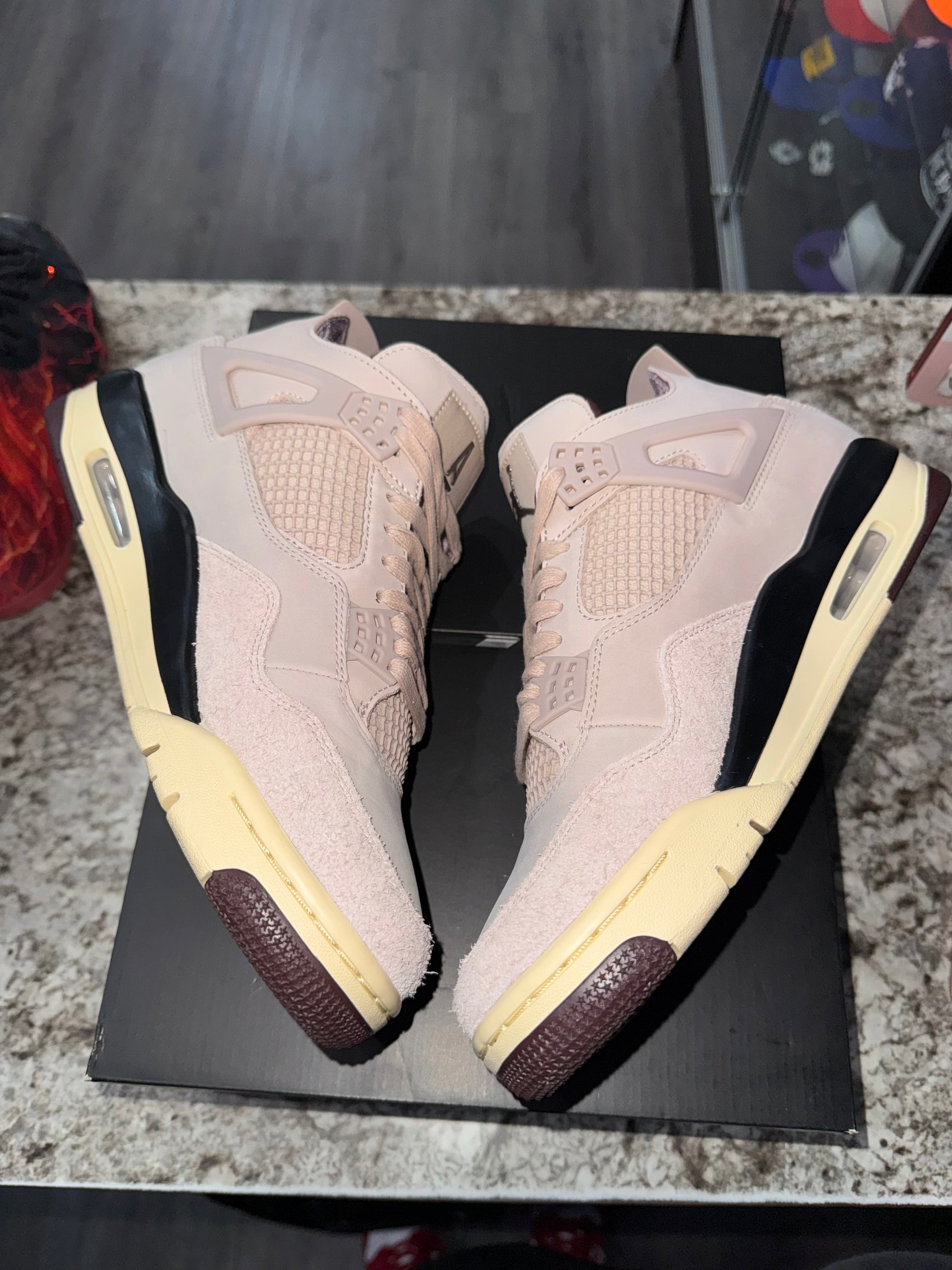Jordan 4 Retro OG SP A Ma Maniére While You Were Sleeping (Women's)