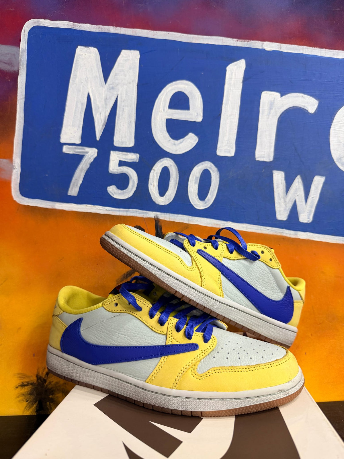 Jordan 1 Retro Low OG SP Travis Scott Canary (Women's)