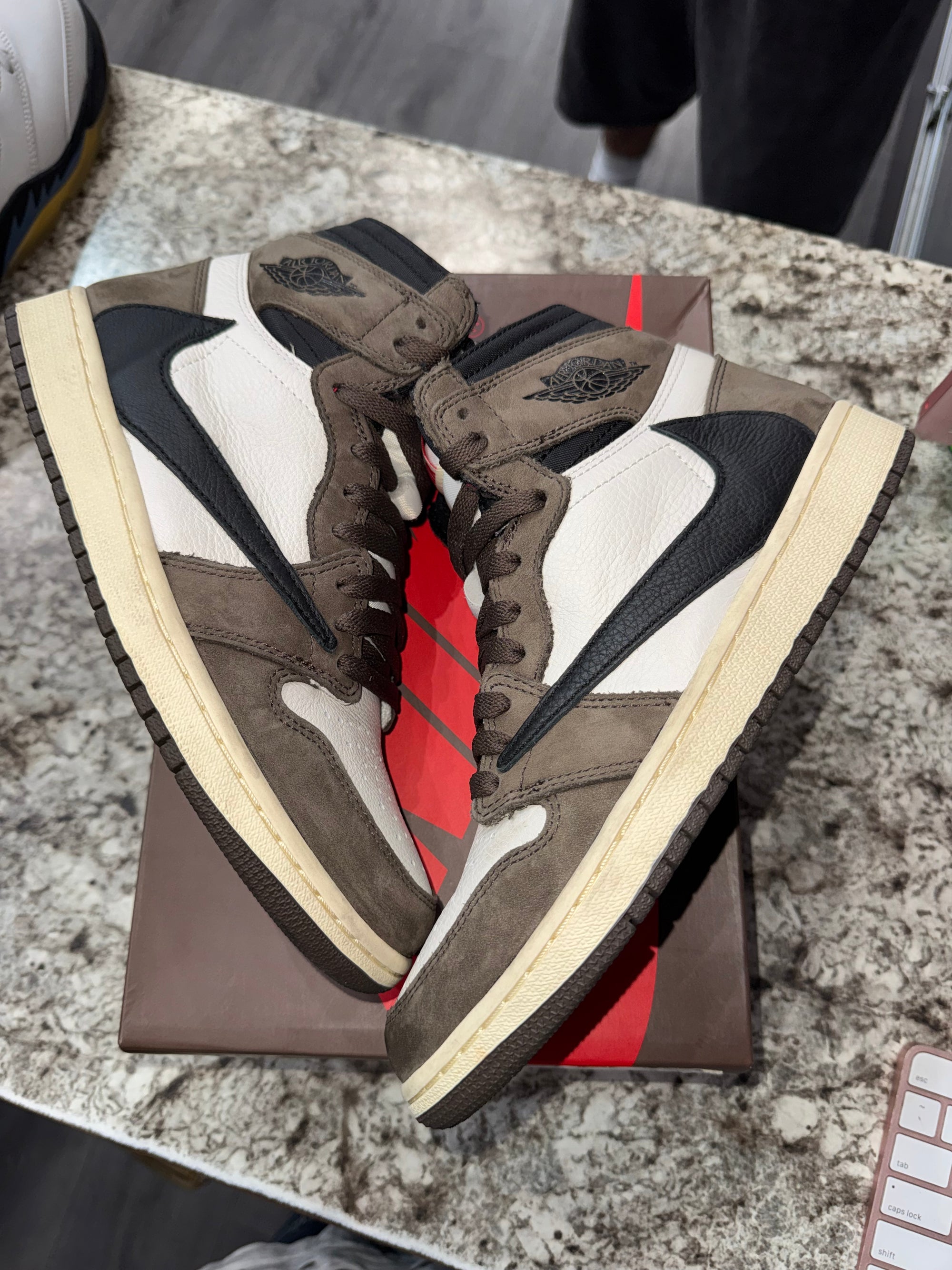 Jordan 1 Retro High OG SP Travis Scott Mocha