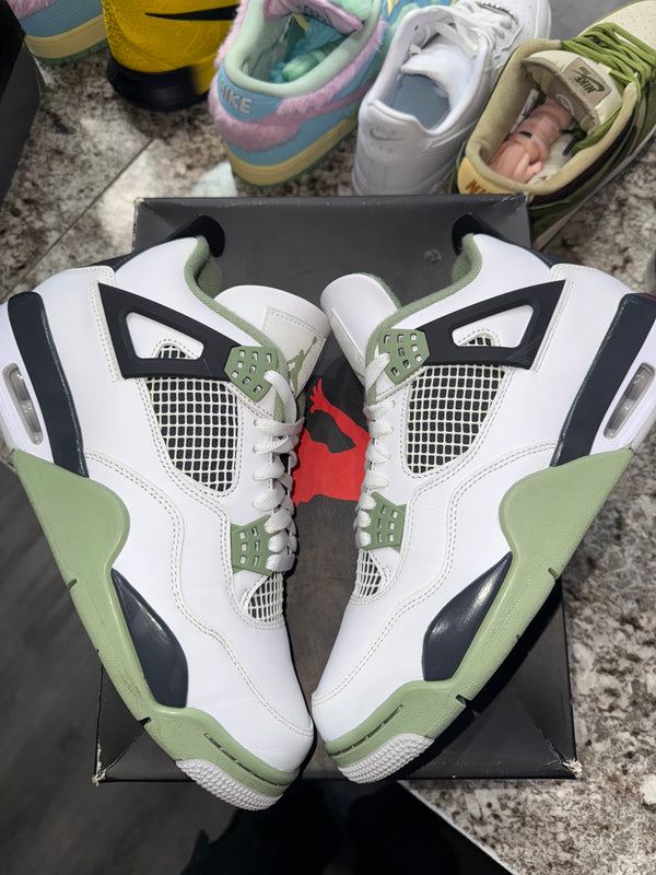Jordan 4 Retro Seafoam (Women's)