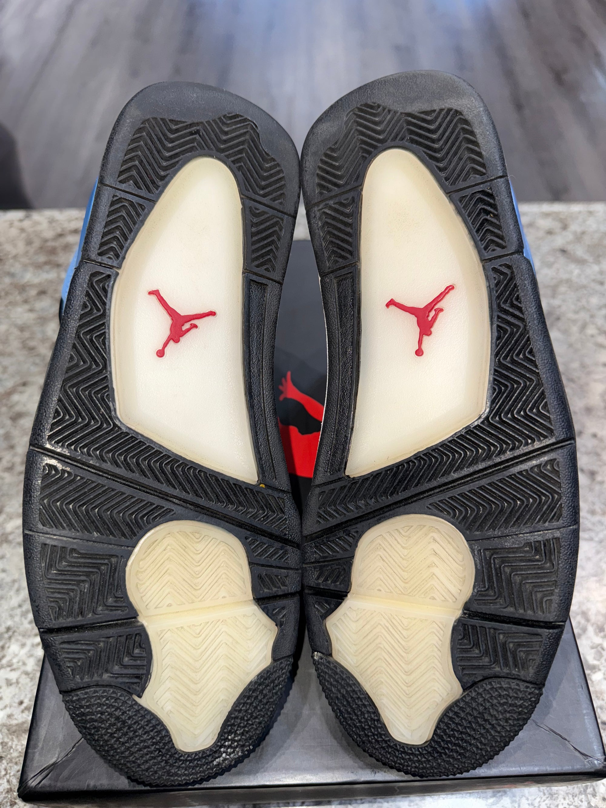 Jordan 4 Retro Travis Scott Cactus Jack