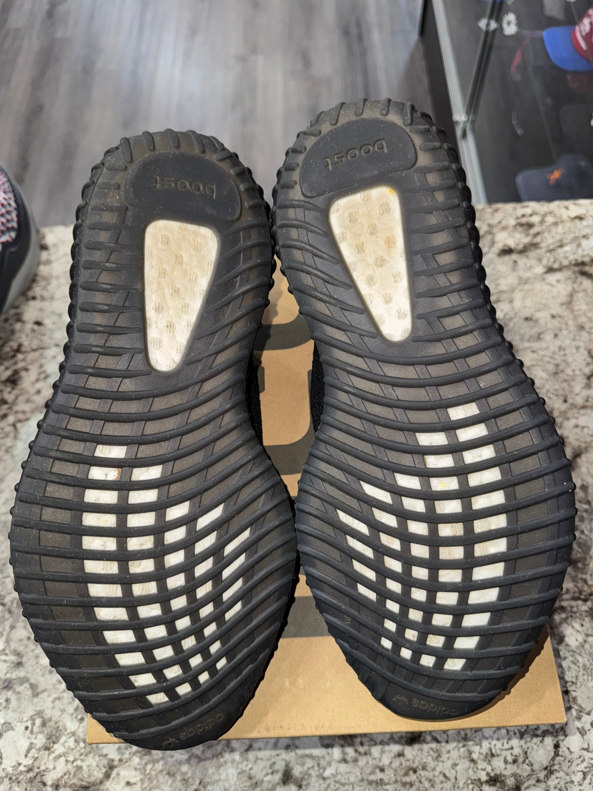 adidas Yeezy Boost 350 V2 Black Red