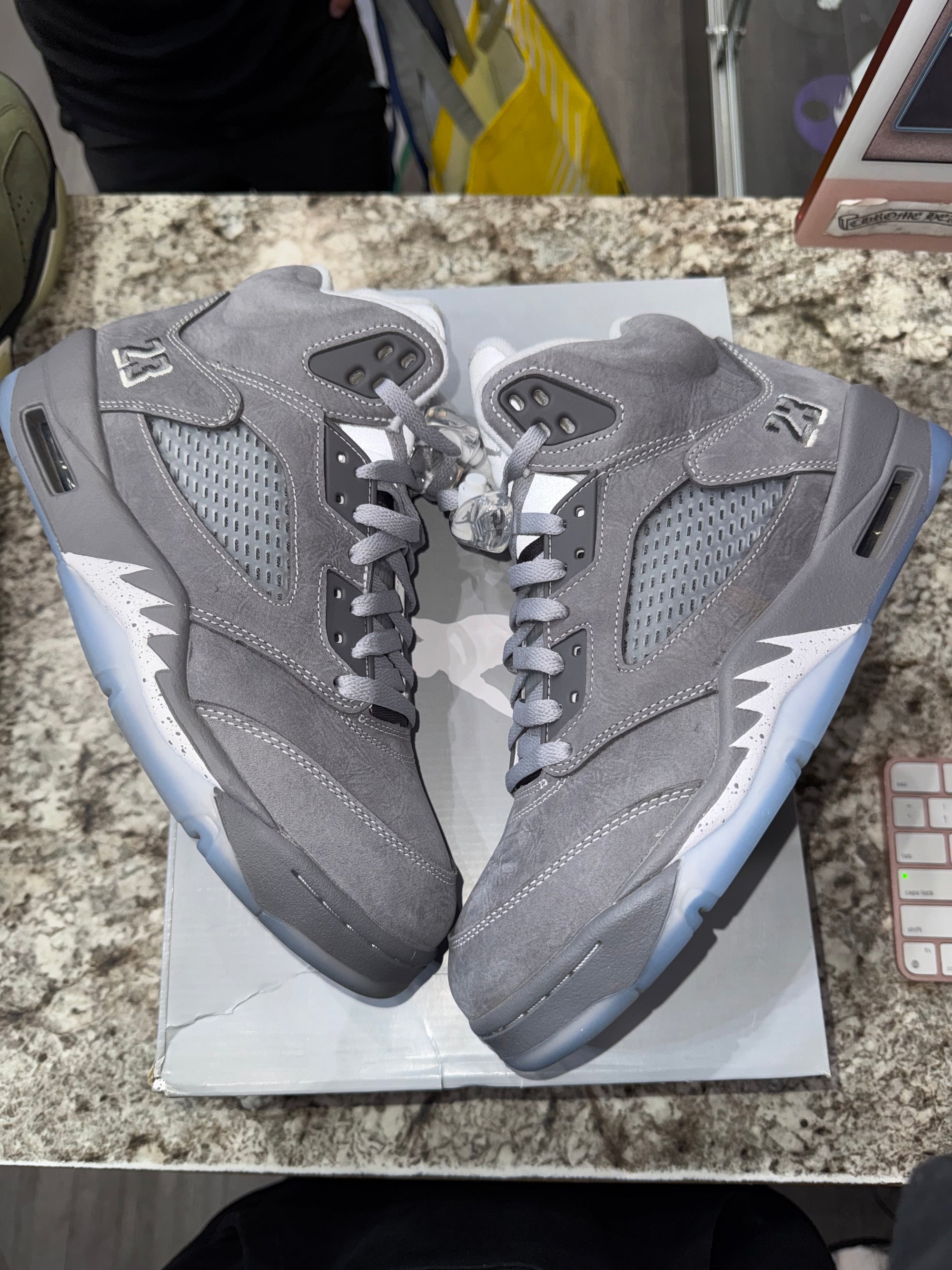 Jordan 5 Retro Wolf Grey (2026)