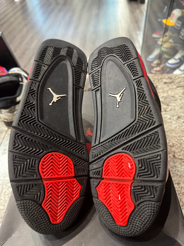 Jordan 4 Retro Red Thunder