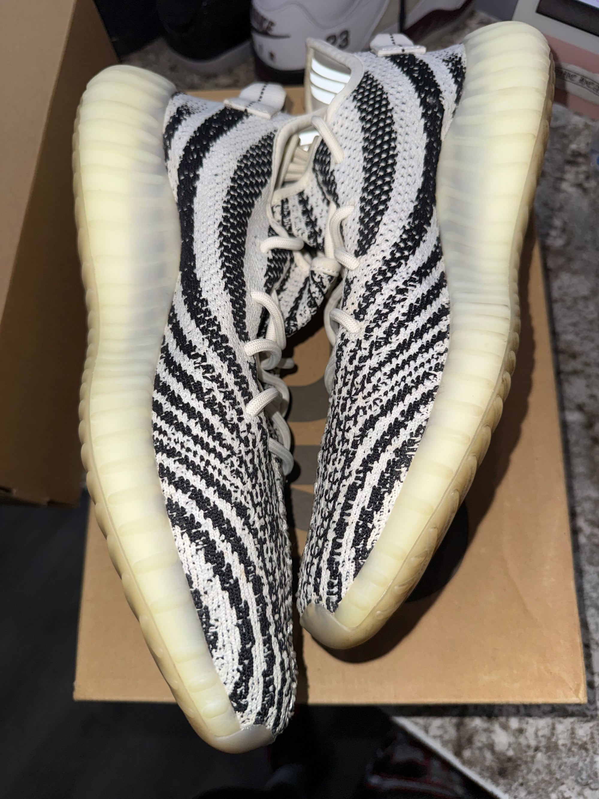 adidas Yeezy Boost 350 V2 Zebra