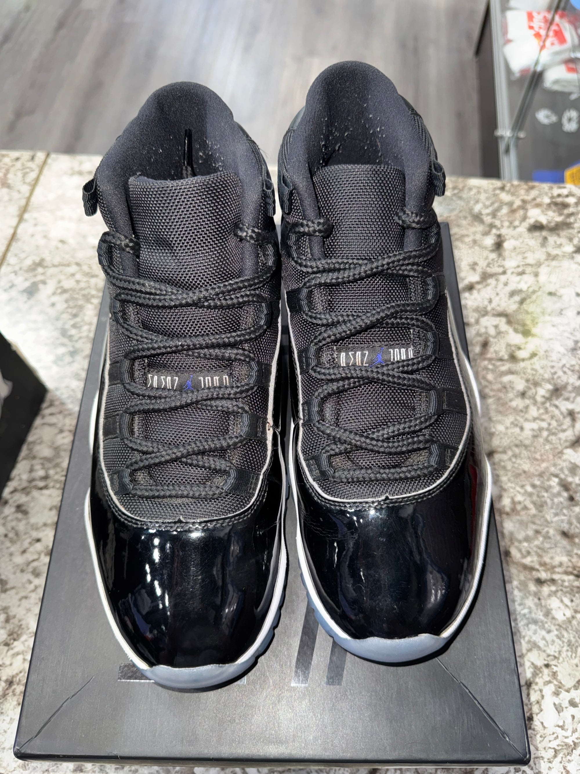 Jordan 11 Retro Space Jam (2016)