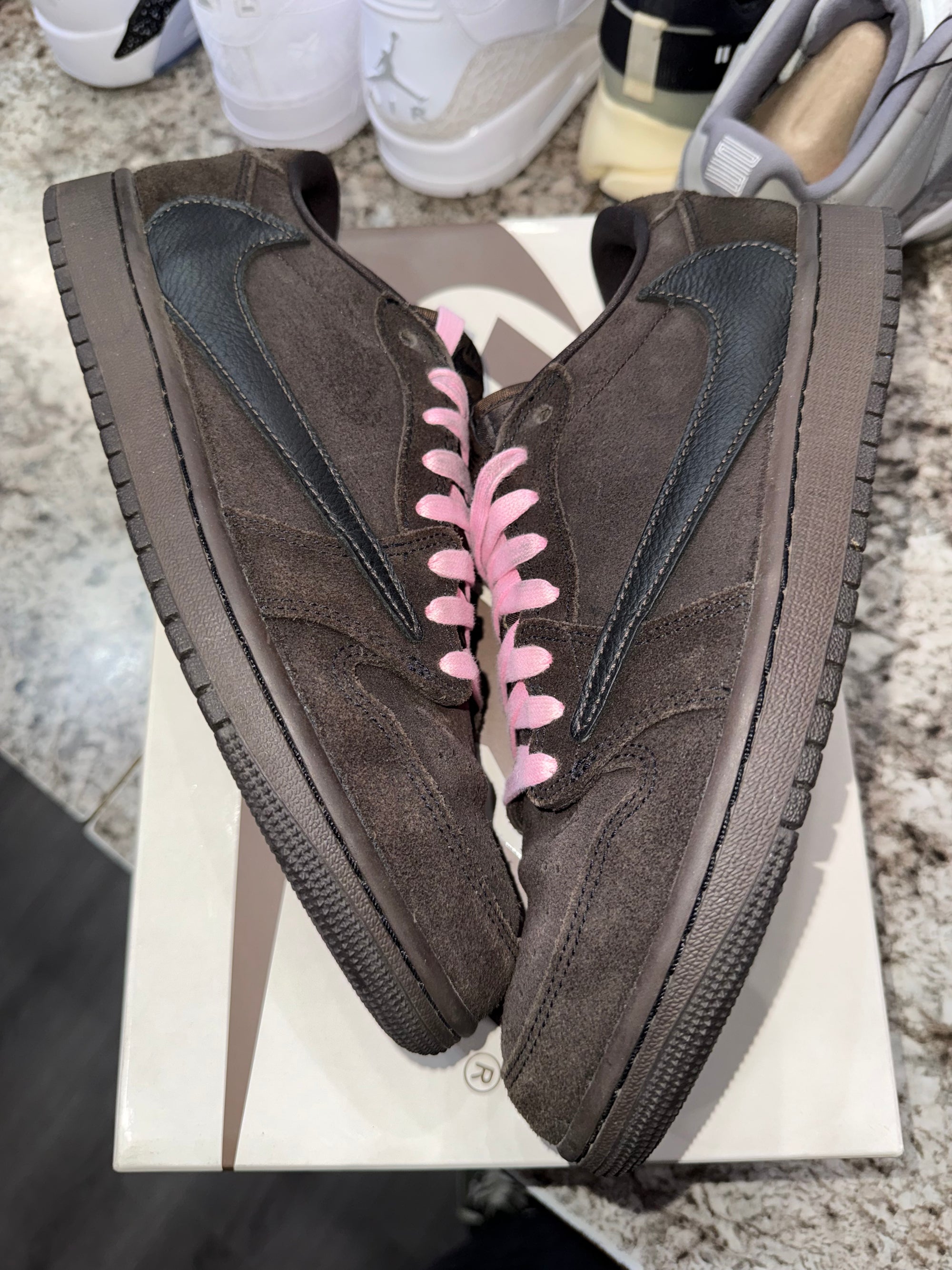 Jordan 1 Retro Low OG SP Travis Scott Velvet Brown