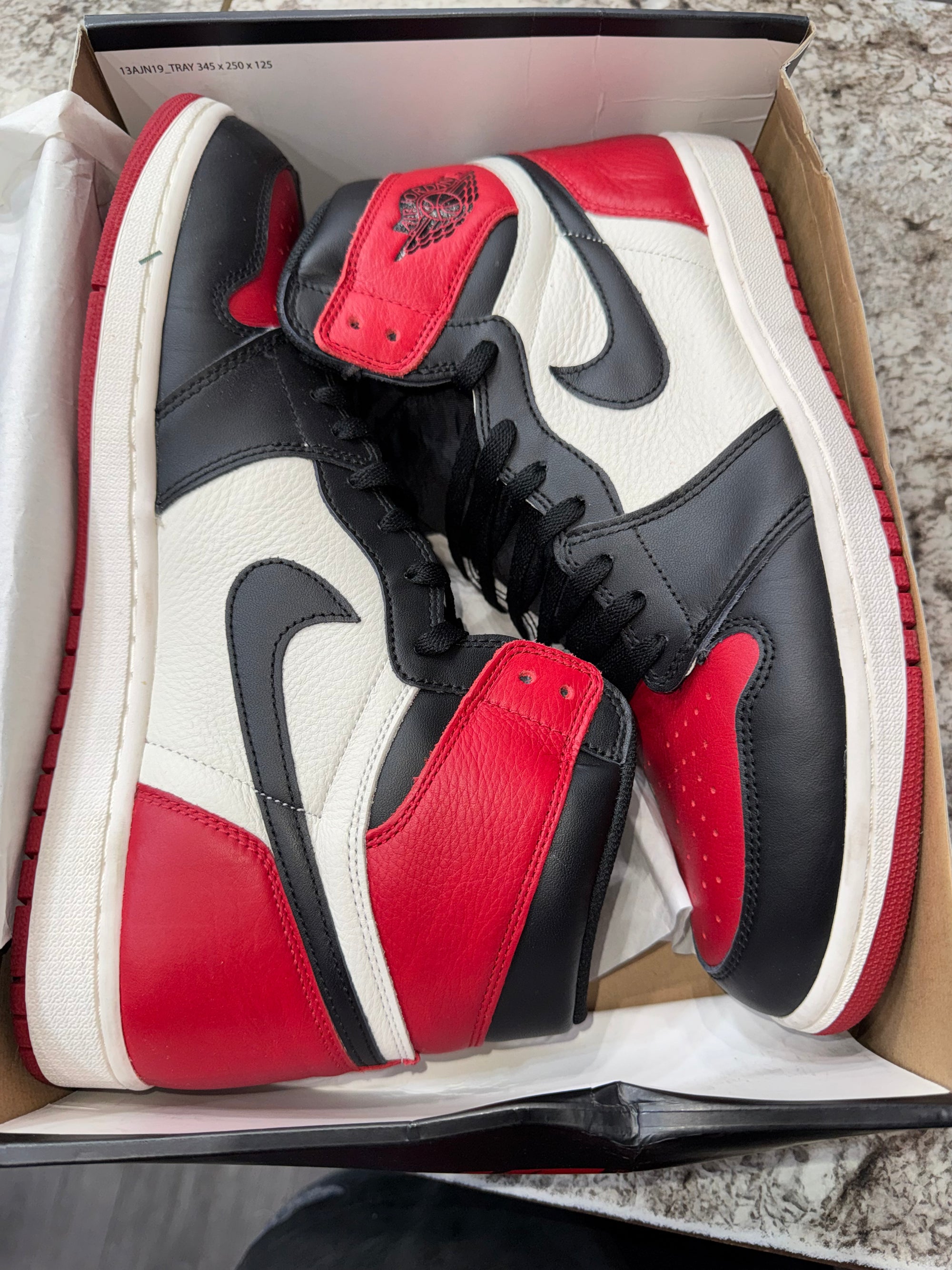Jordan 1 Retro High Bred Toe