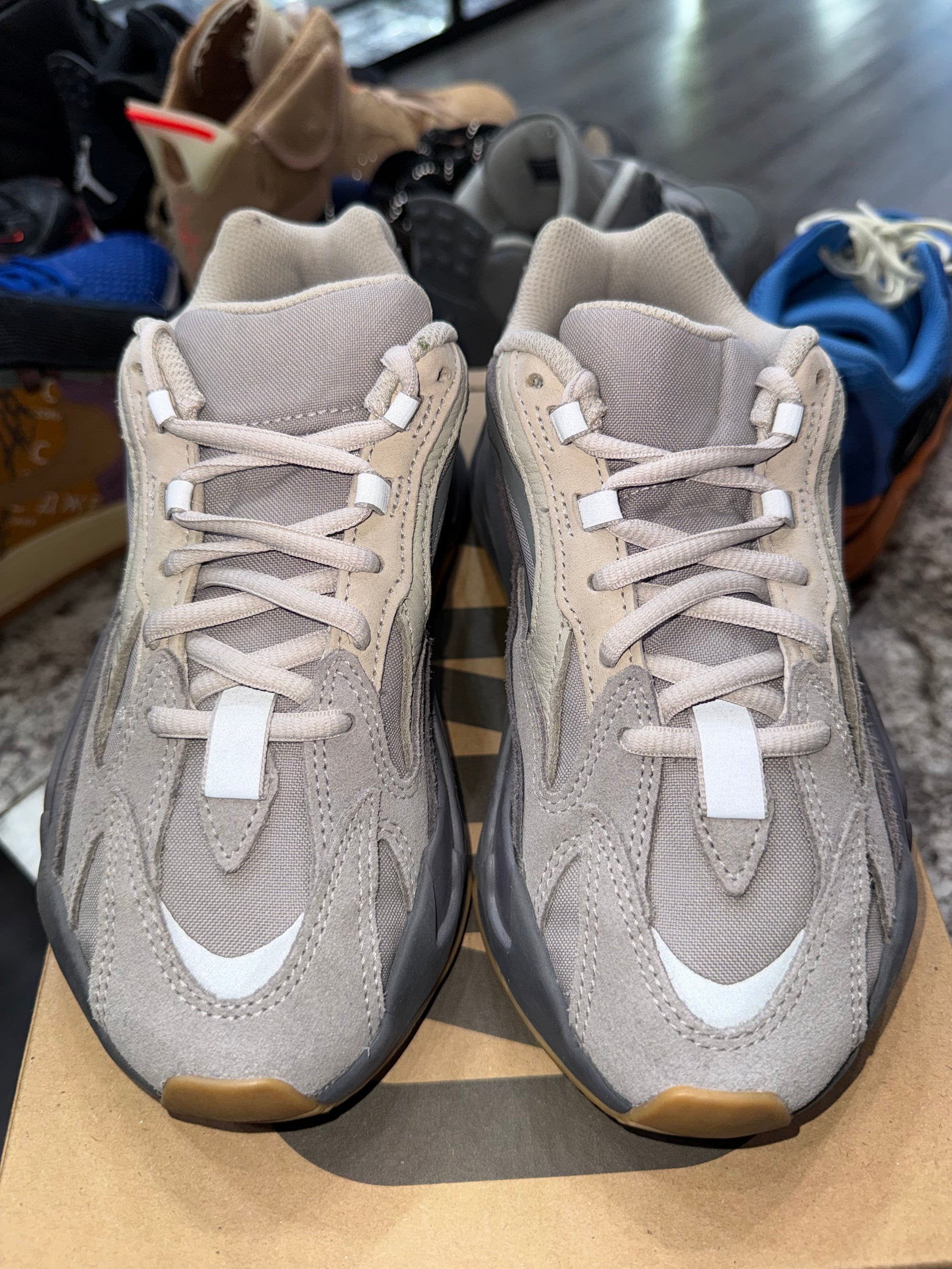 adidas Yeezy Boost 700 V2 Tephra