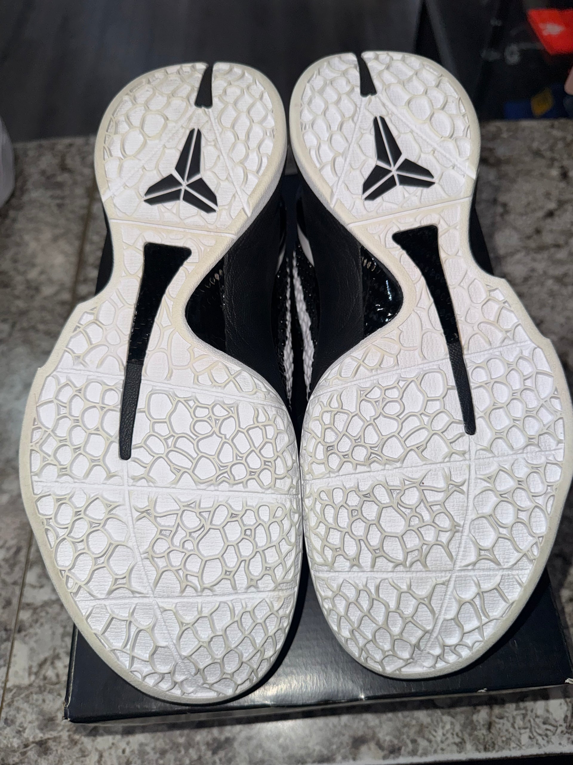 Nike Kobe 6 Protro Mambacita Sweet 16