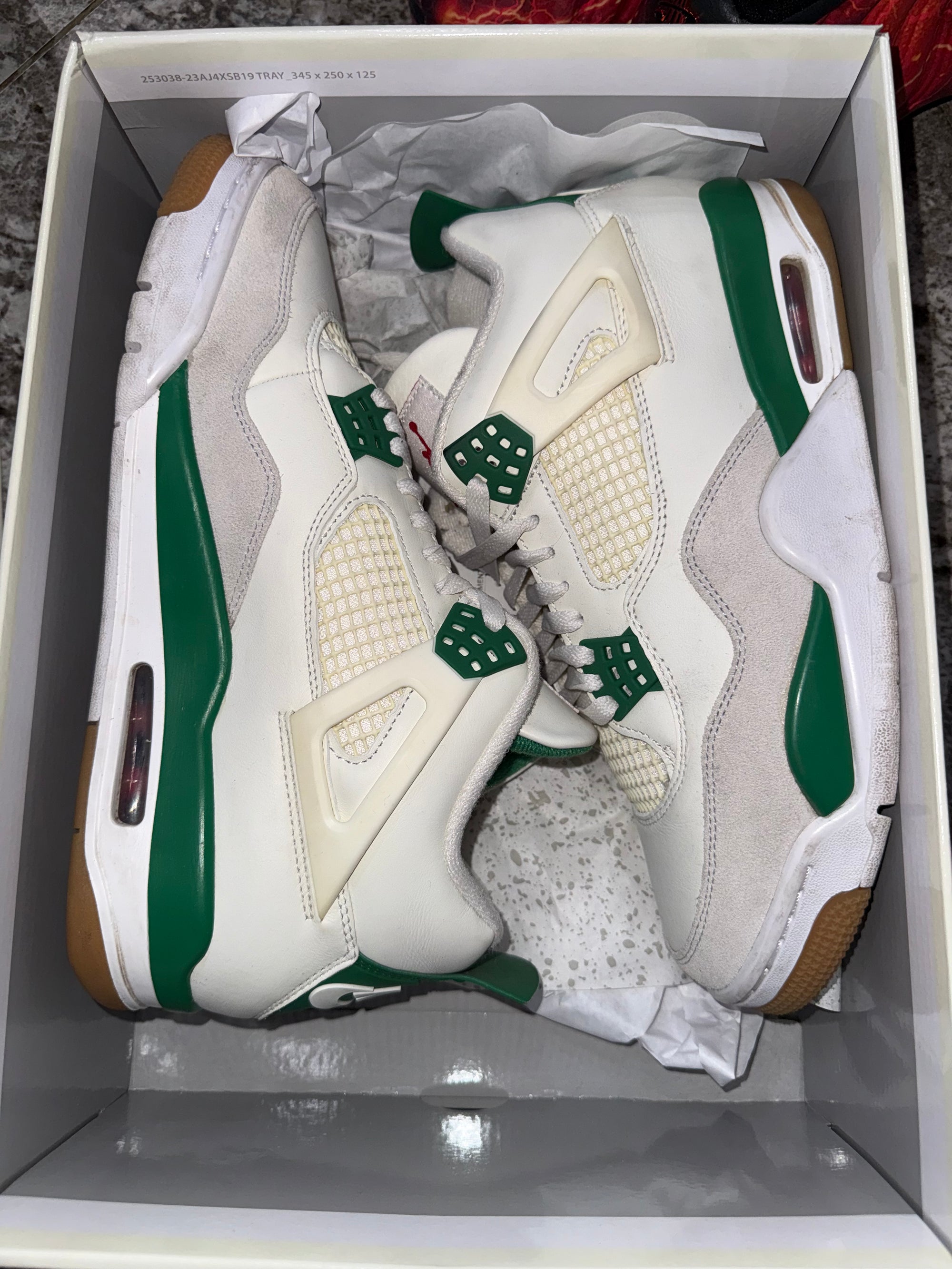 Jordan 4 Retro SB Pine Green