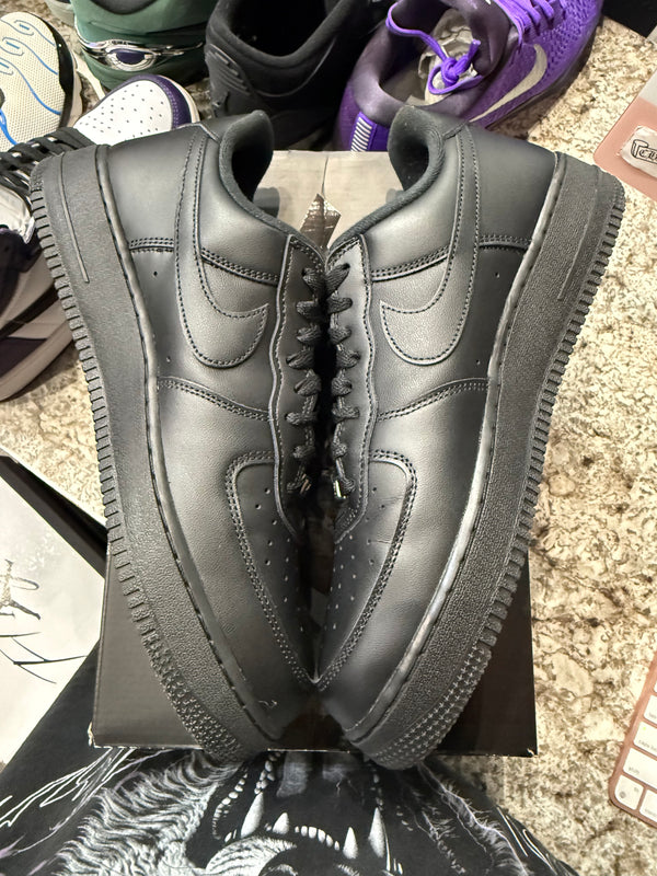 Nike Air Force 1 Low Supreme Black