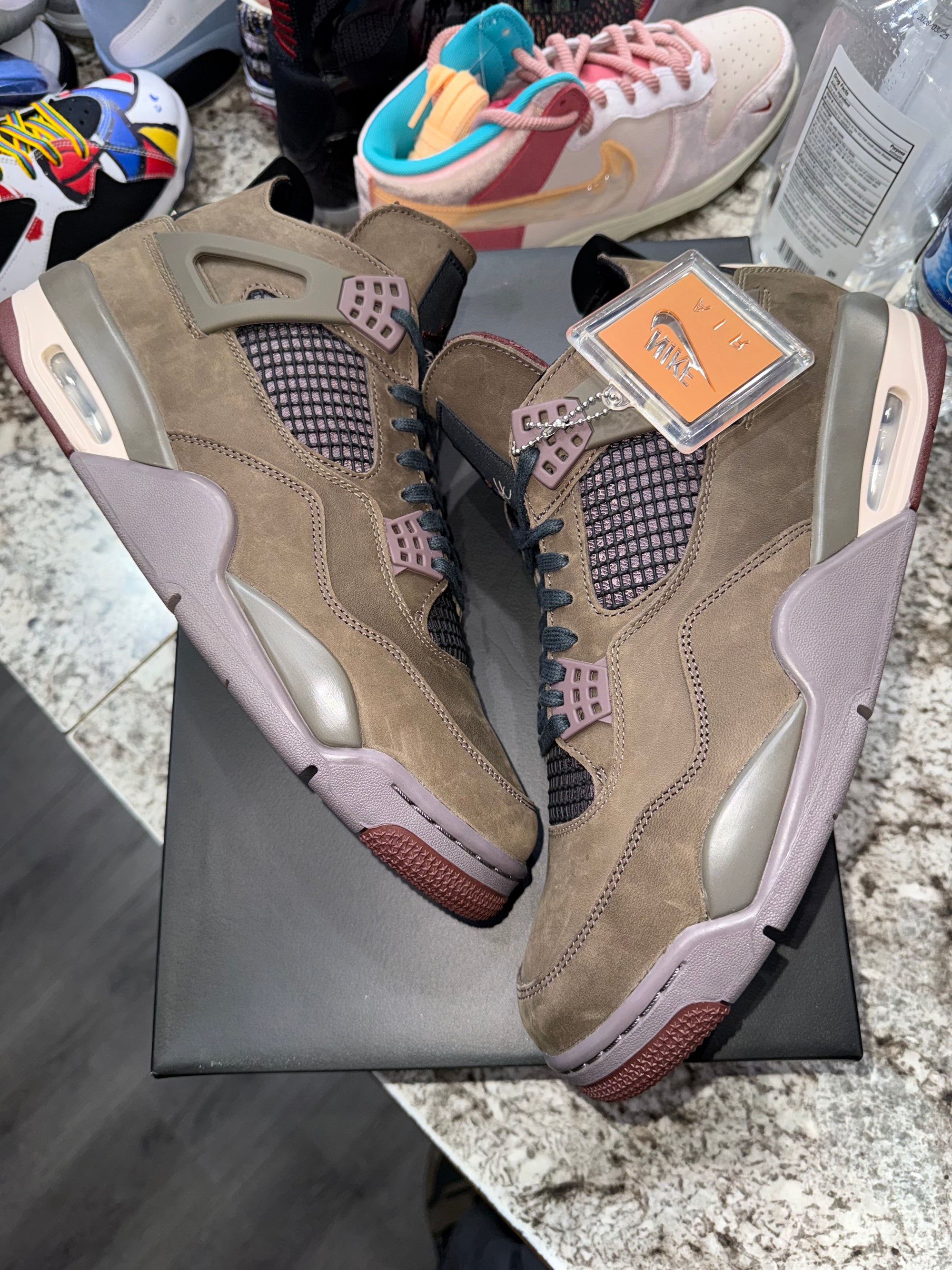 Jordan 4 Retro SP A Ma Maniére Dark Mocha